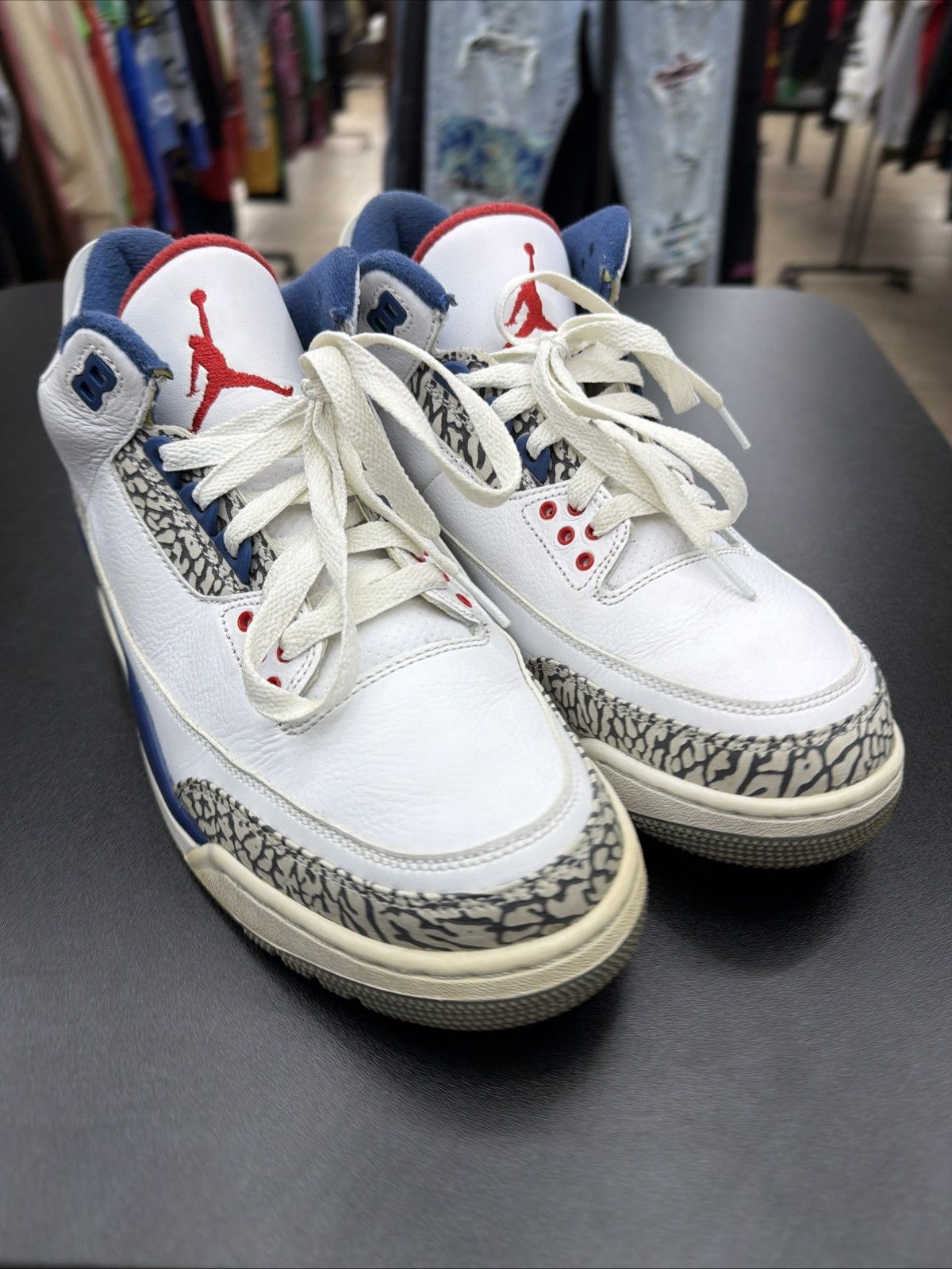 Jordan Brand Nike Air Jordan 3 Retro True Blue White Blue Red 2016 9.5 Size US 10 / EU 43 - 19 Thumbnail