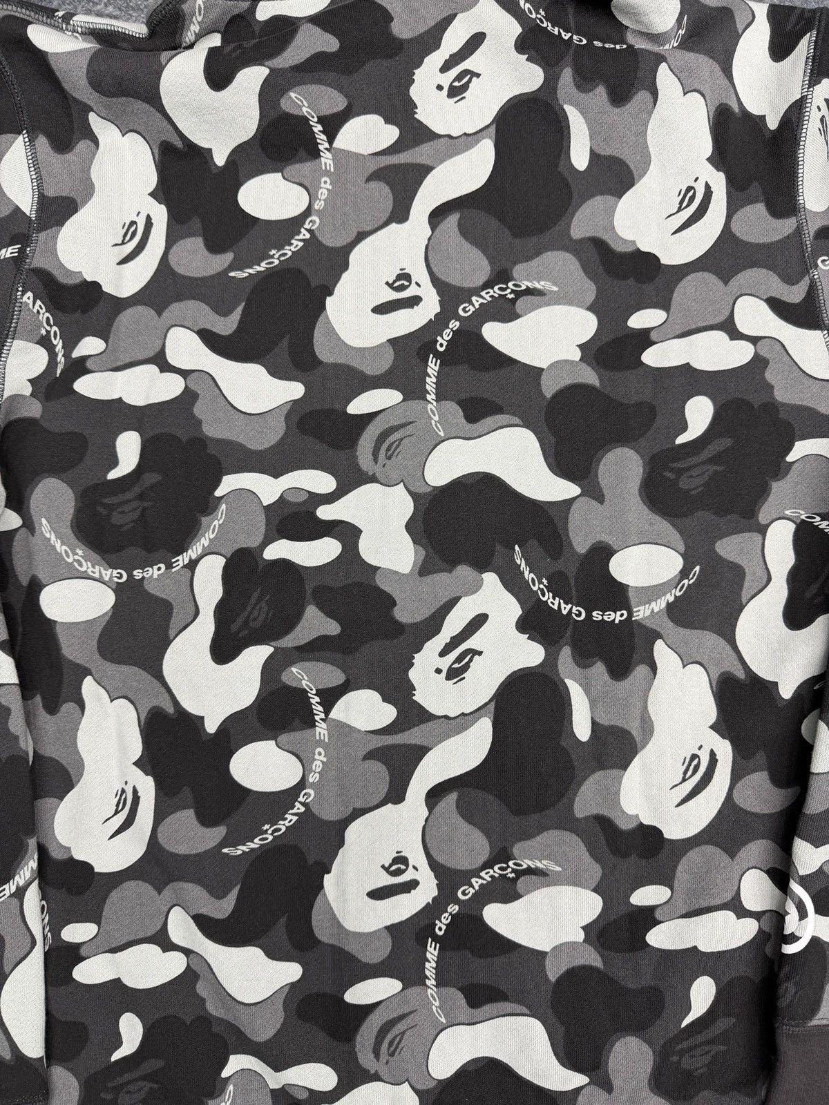 Bape × Comme des Garcons Bape x CDG Shark Full Zip Osaka Hoodie Size US S / EU 44-46 / 1 - 7 Thumbnail