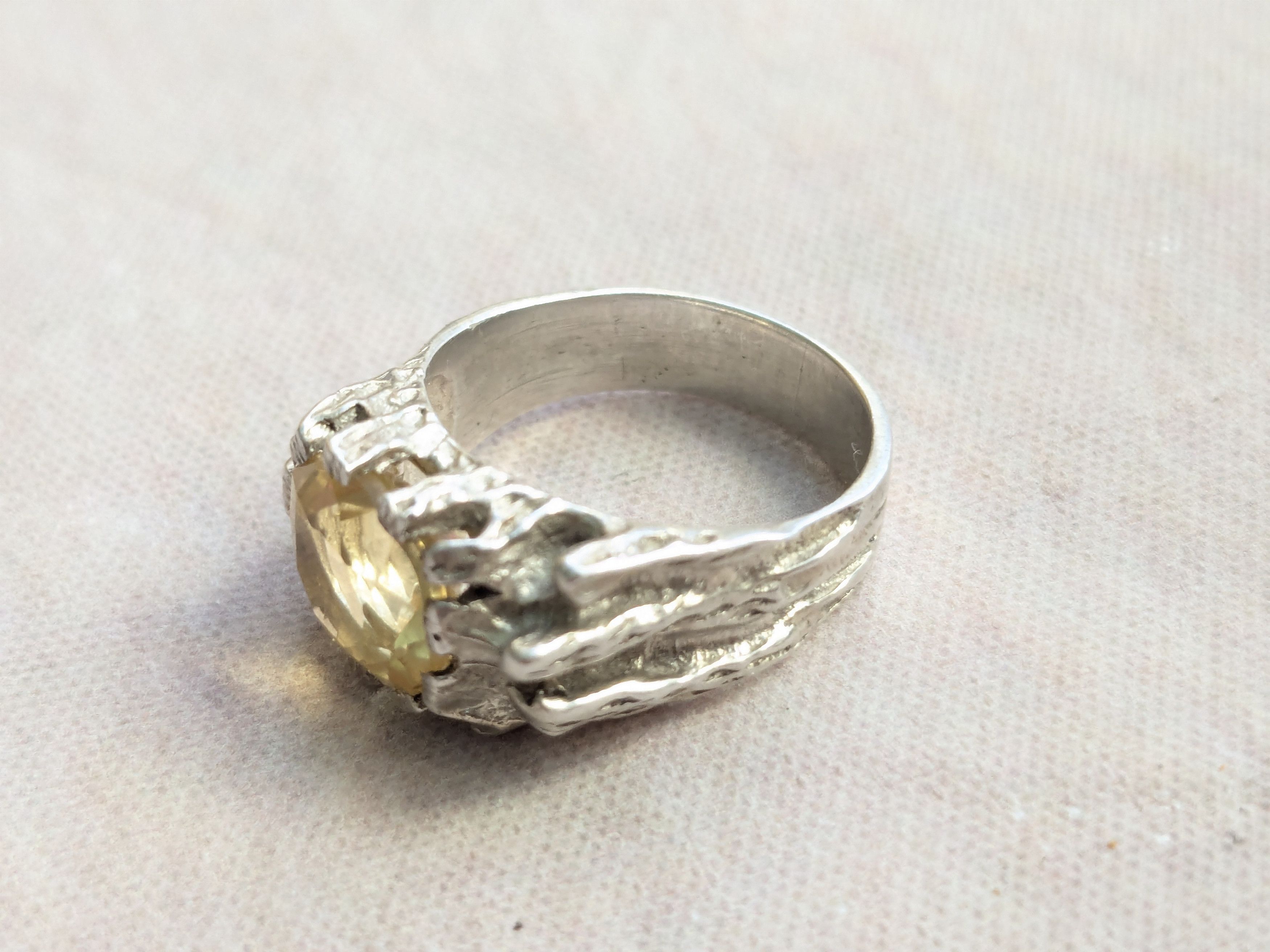 Sterling Silver × Vintage Vintage Sterling Silver Ring Yellow Citrine 7 Brutalist Size ONE SIZE - 12 Thumbnail