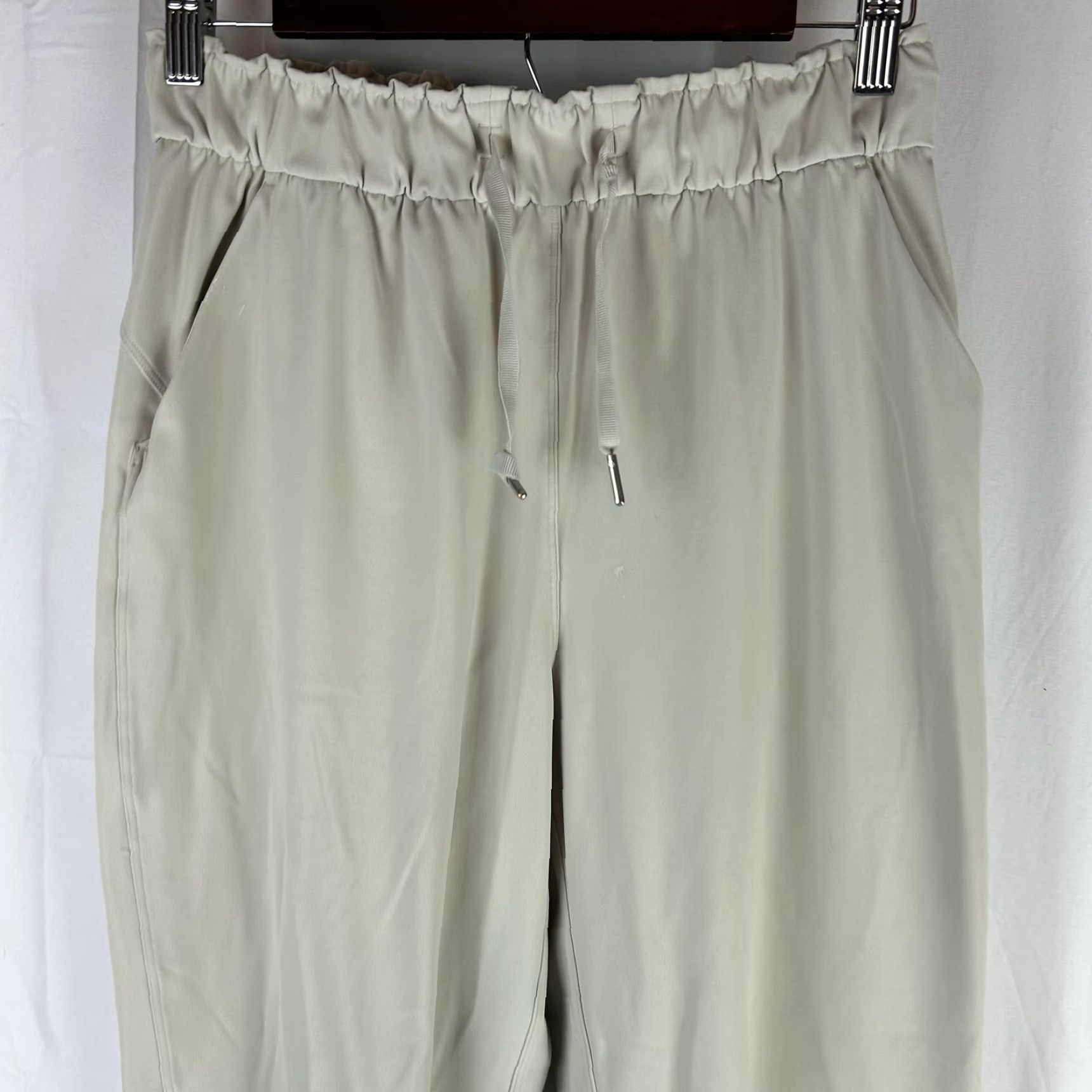 Lululemon VINTAGE Lululemon Jogger Pants Womens 6 Beige High Rise Elastic Waist Pockets Cuffed Size 28" / US 6 / IT 42 - 2 Thumbnail