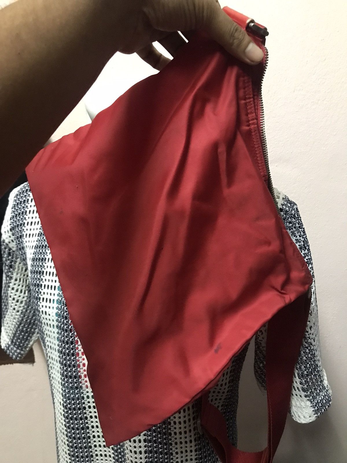 Prada × Vintage Authenrtic Prada Red Shoulder Size ONE SIZE - 2 Thumbnail