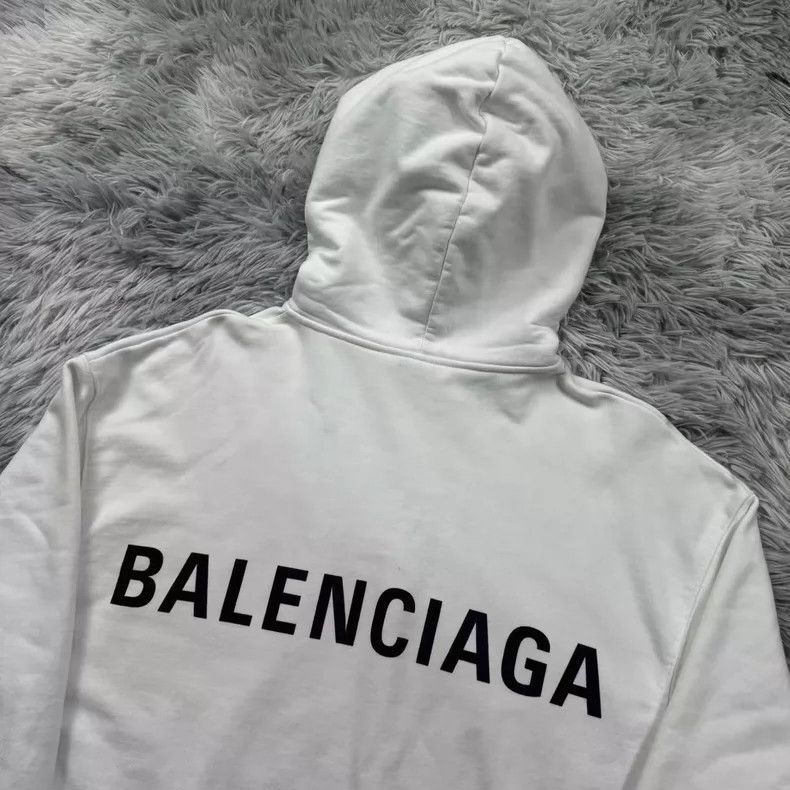 Balenciaga Balenciaga Backed letter sweater Size US S / EU 44-46 / 1 - 3 Thumbnail