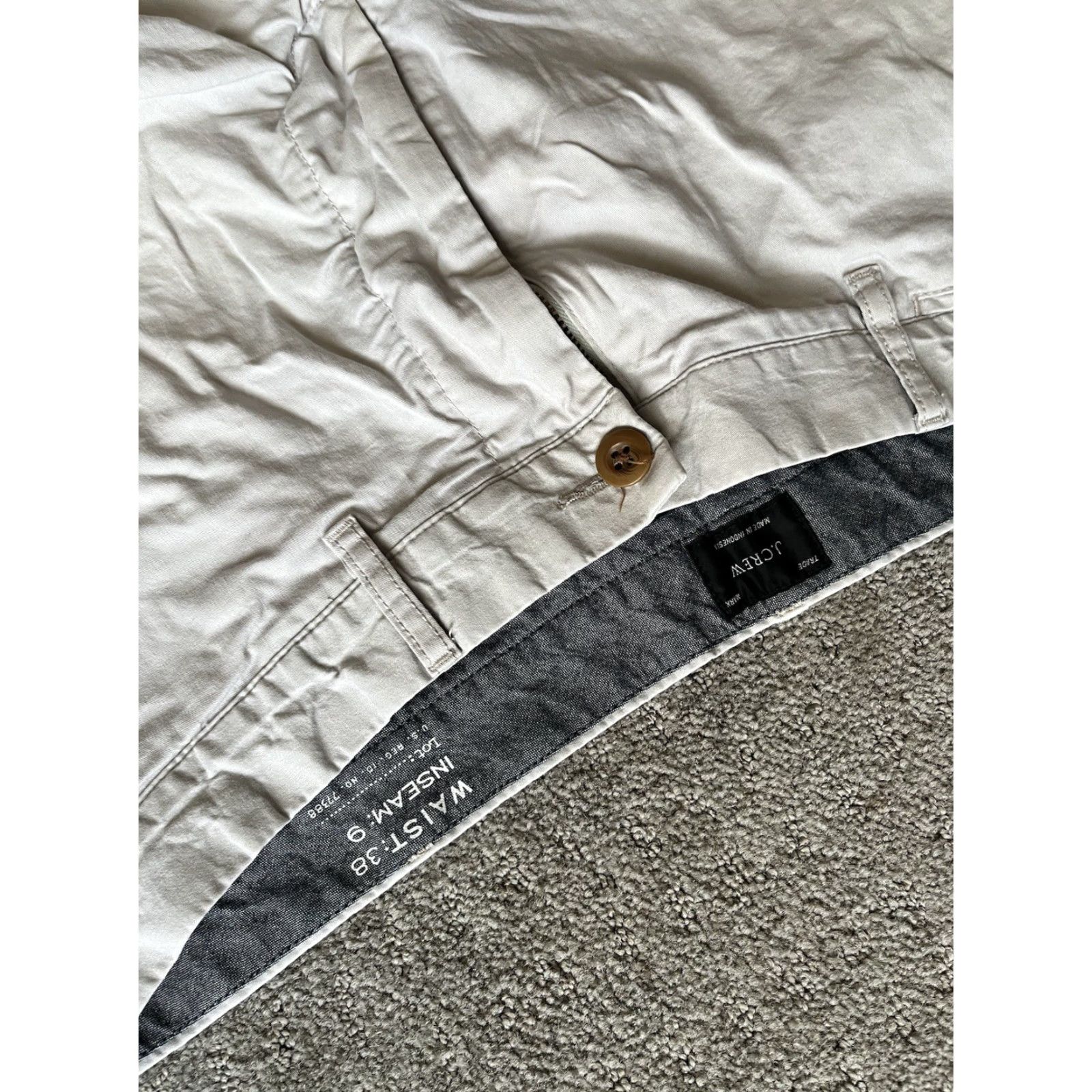 J.Crew J. Crew Solid Shorts Men’s 38 Ivory Cotton Twill 9” Inseam Size US 38 / EU 54 - 3 Thumbnail