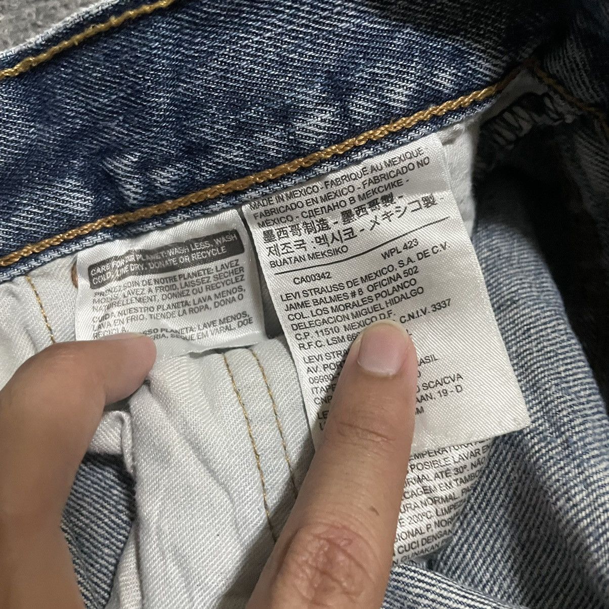 Levi's Vintage Levis 501 Distressed Jeans Size US 34 / EU 50 - 7 Thumbnail