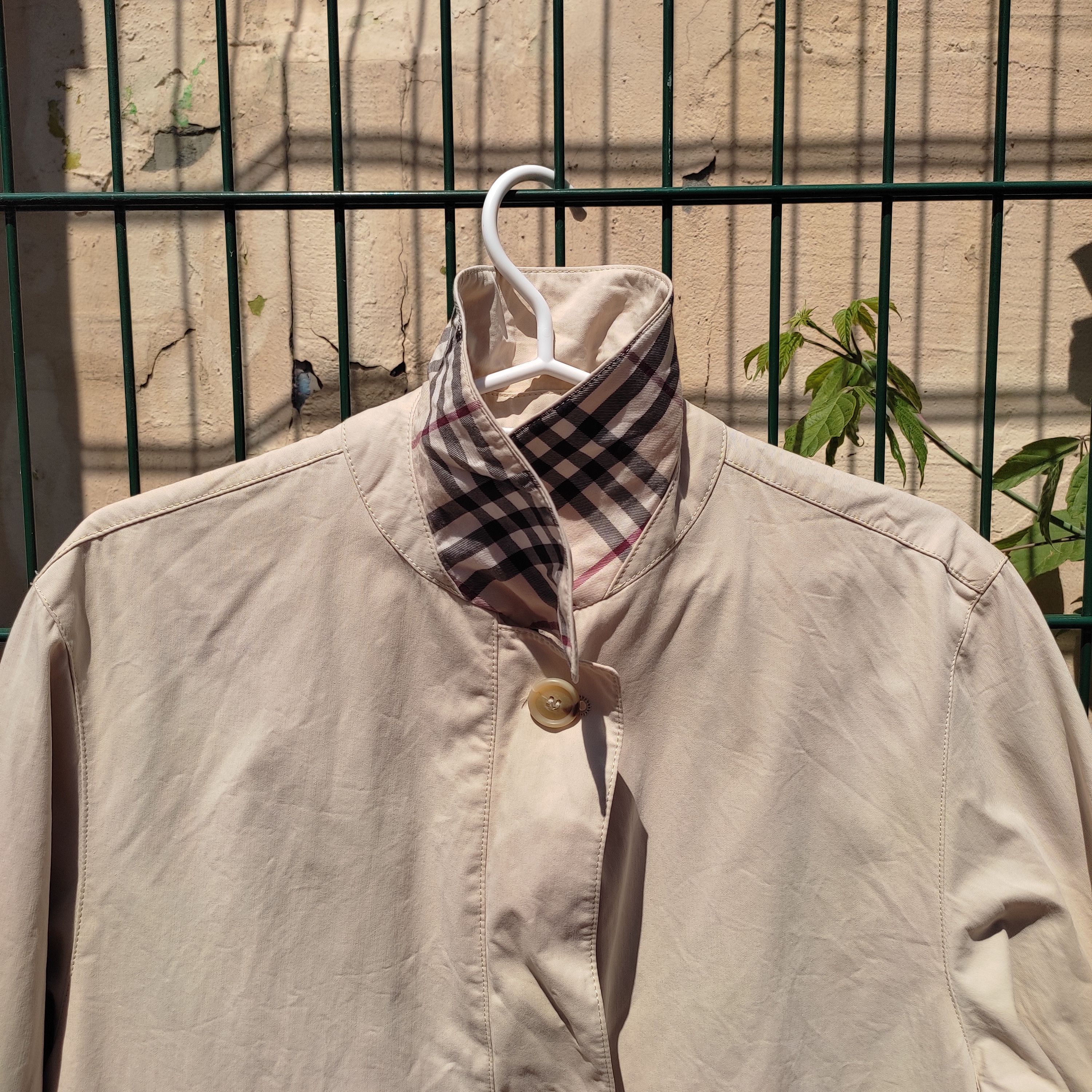 Burberry × Vintage Burberry London Womens vintage Light Coat jacket nova check Size XS / US 0-2 / IT 36-38 - 4 Thumbnail