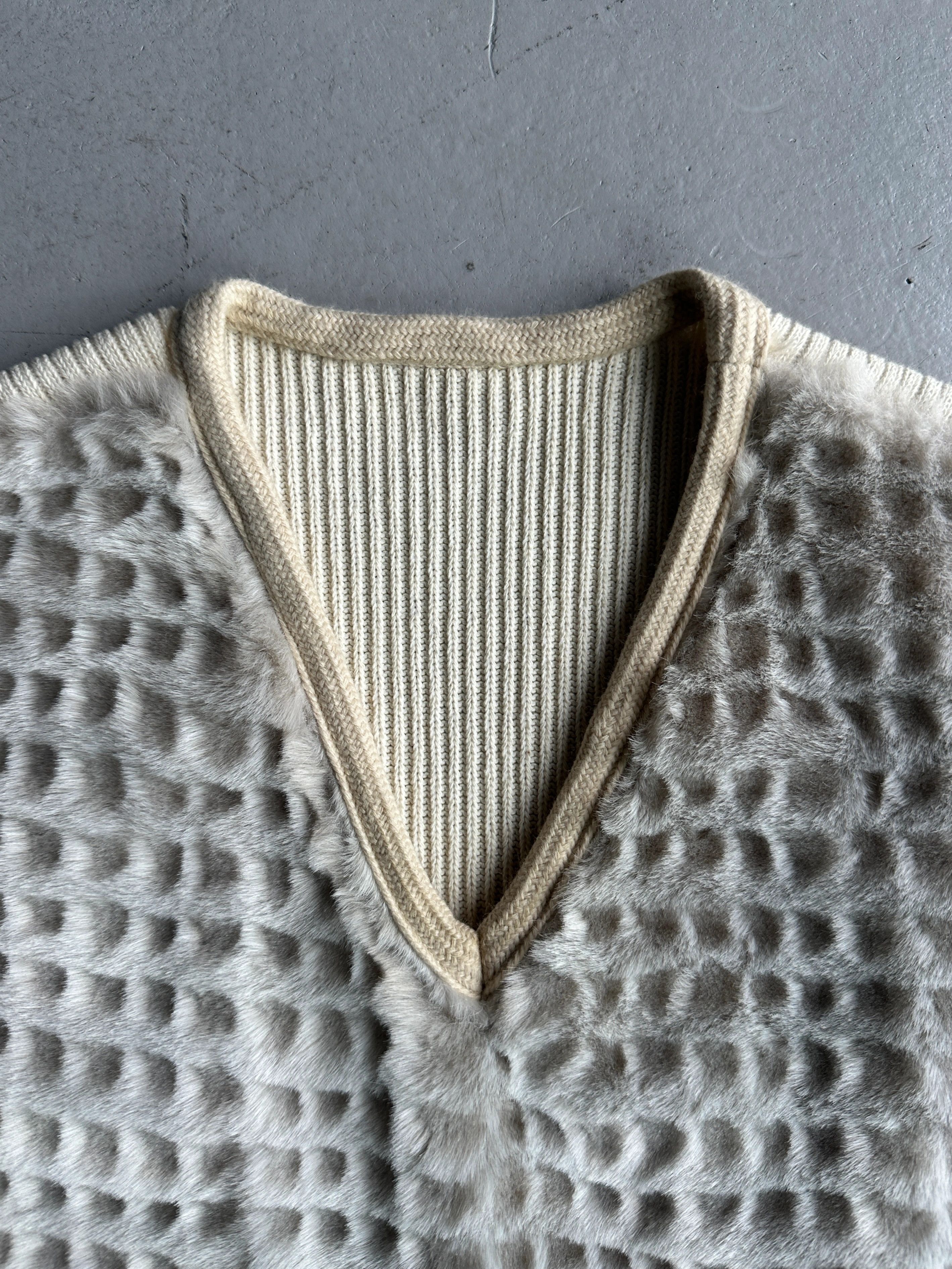 Dexter Wong DEXTER WONG 1990s FAUX FUR FRONT ZIPPED SIDE KNIT VEST Size S / US 4 / IT 40 - 4 Thumbnail