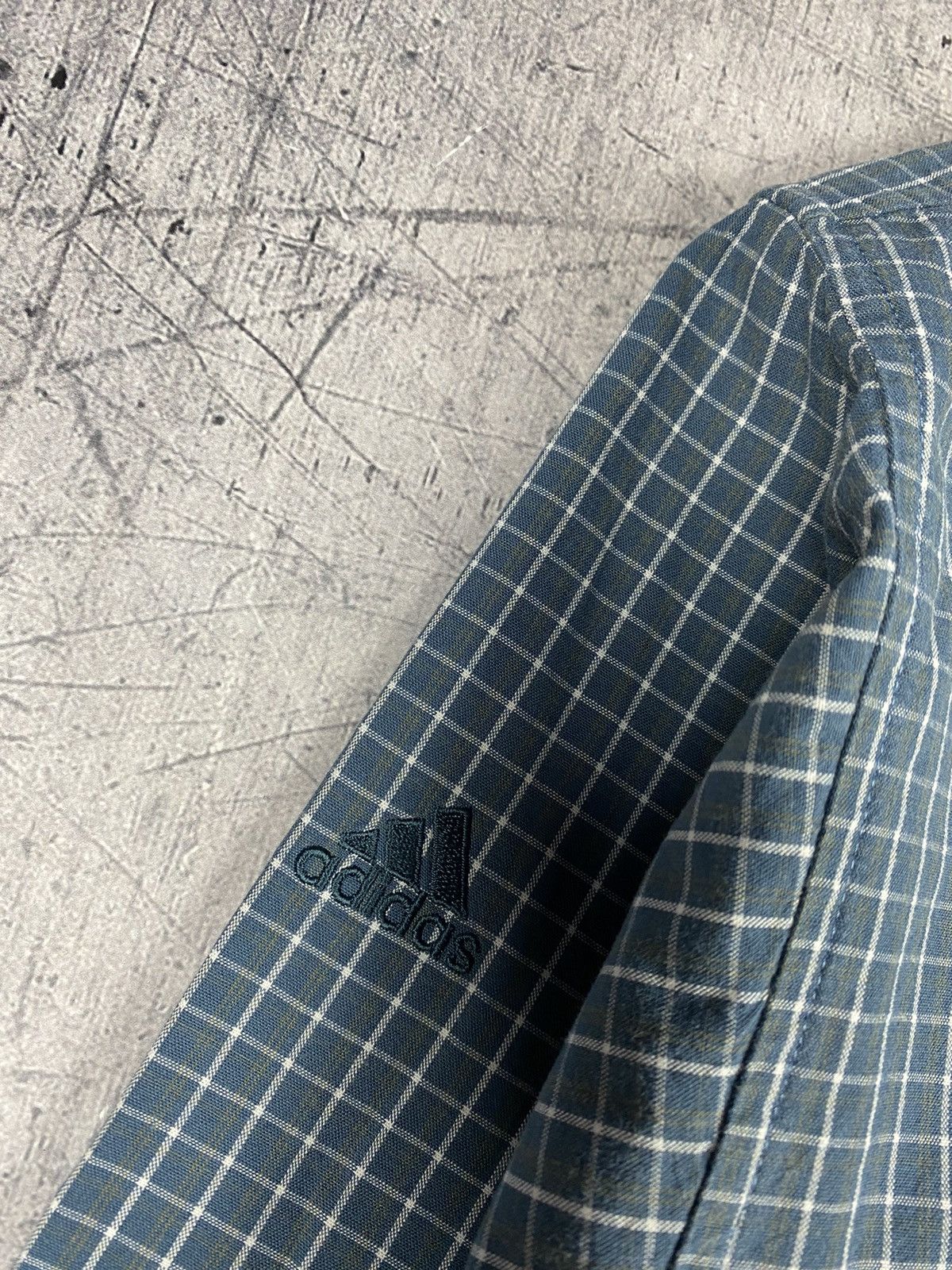Adidas × Vintage Vintage Adidas Y2K Outdoor Life Button Up Shirt Size US XL / EU 56 / 4 - 4 Thumbnail