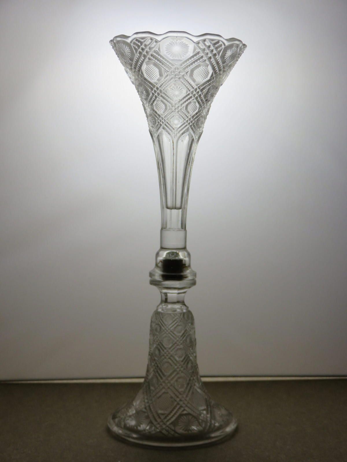 The Unbranded Brand Vintage Pressed Glass Vase 14 1/4" Size ONE SIZE - 2 Thumbnail