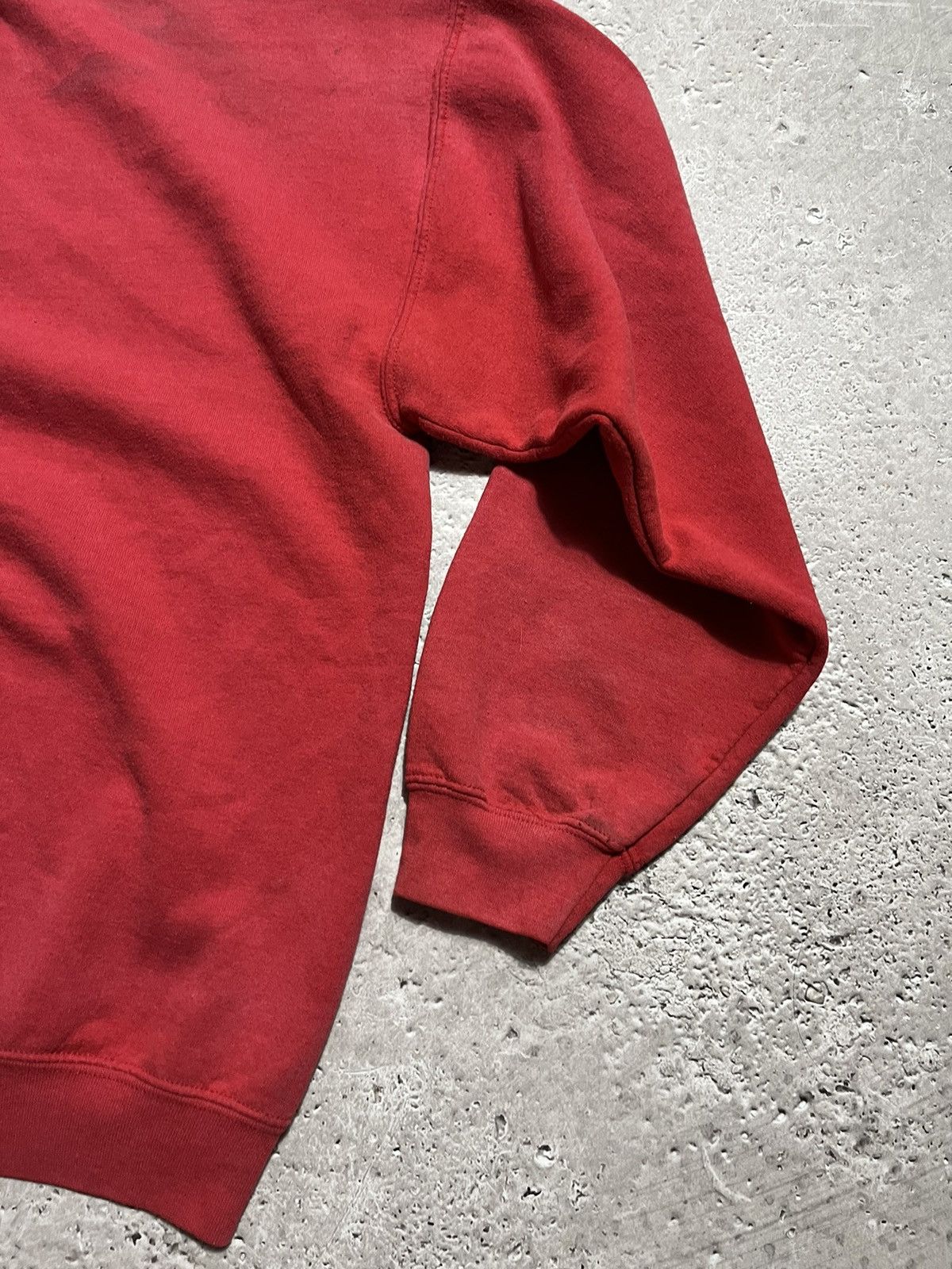 Gildan Vintage Y2K Baggy Gildan Faded Blank Crewneck Sweatshirt Size US L / EU 52-54 / 3 - 8 Thumbnail