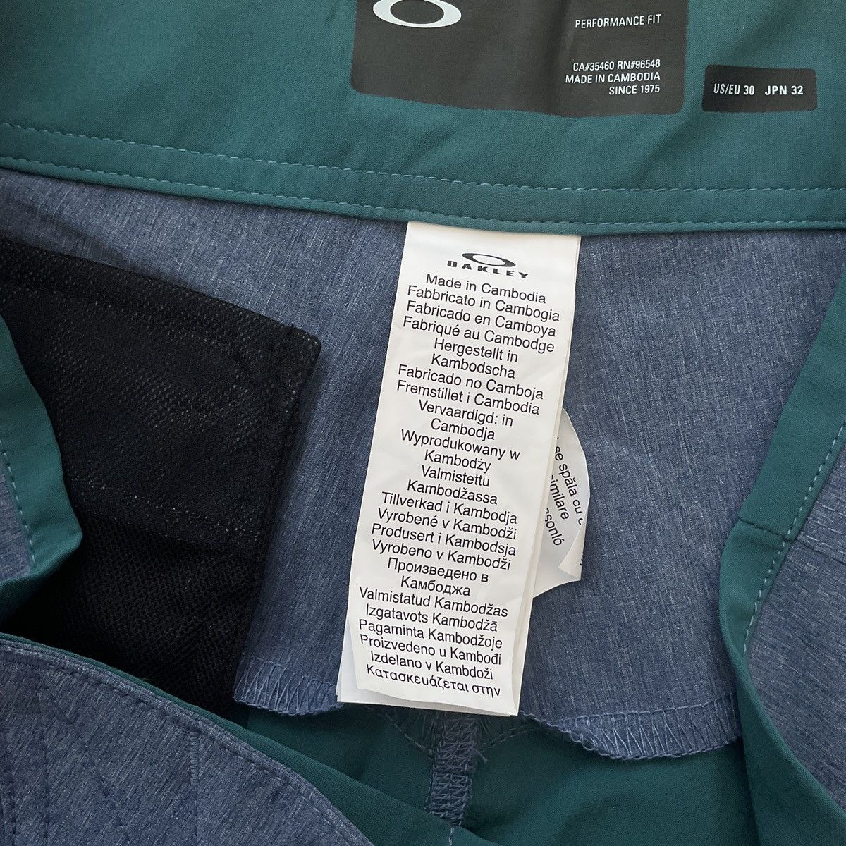 Oakley Brand New Oakley Ozaki Block 21 Inches Swim Trunks Shorts Size US 30 / EU 46 - 5 Thumbnail