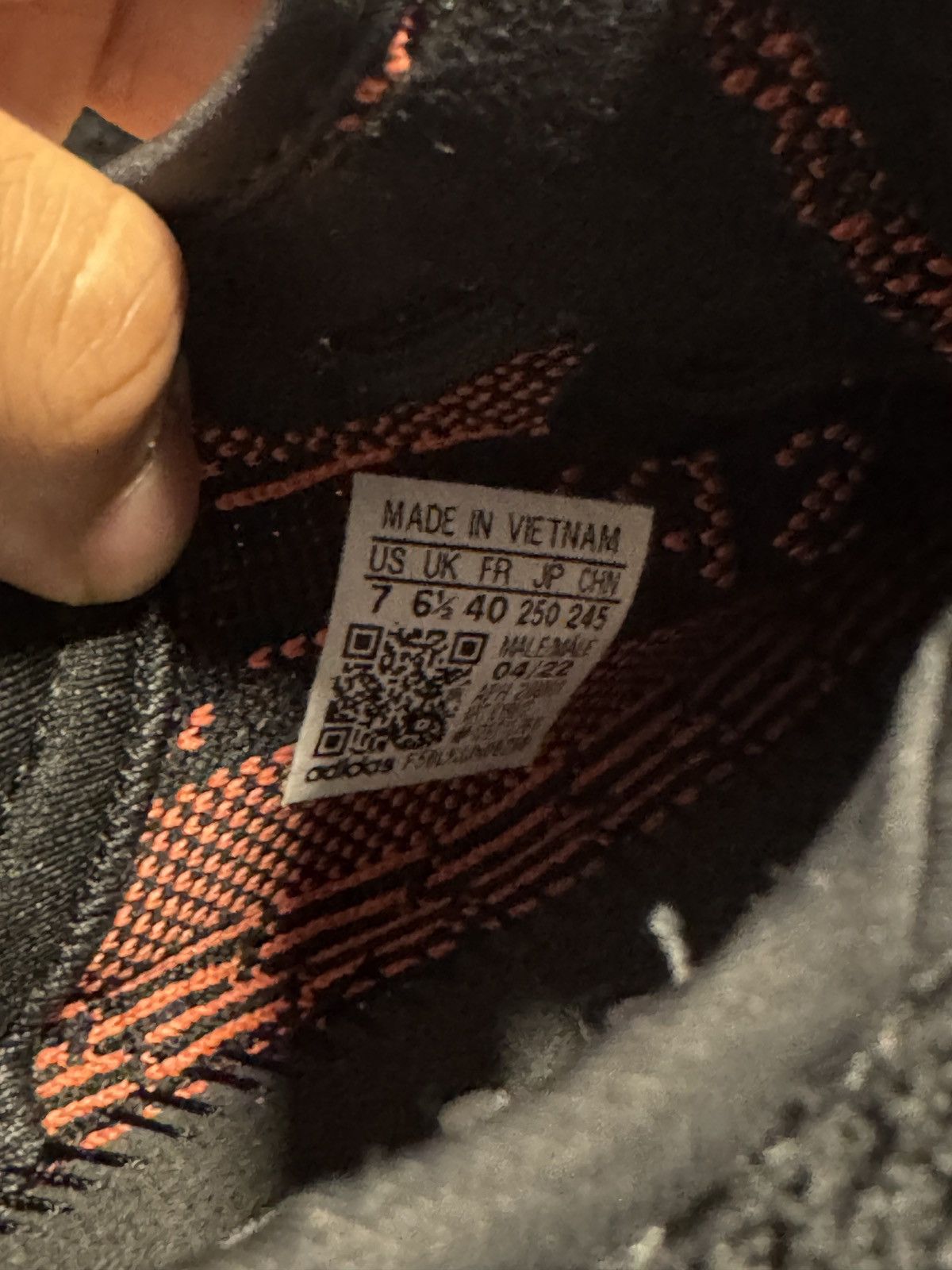 Adidas YEEZY BOOST 350 V2 RED Size US 7 / EU 40 - 8 Thumbnail