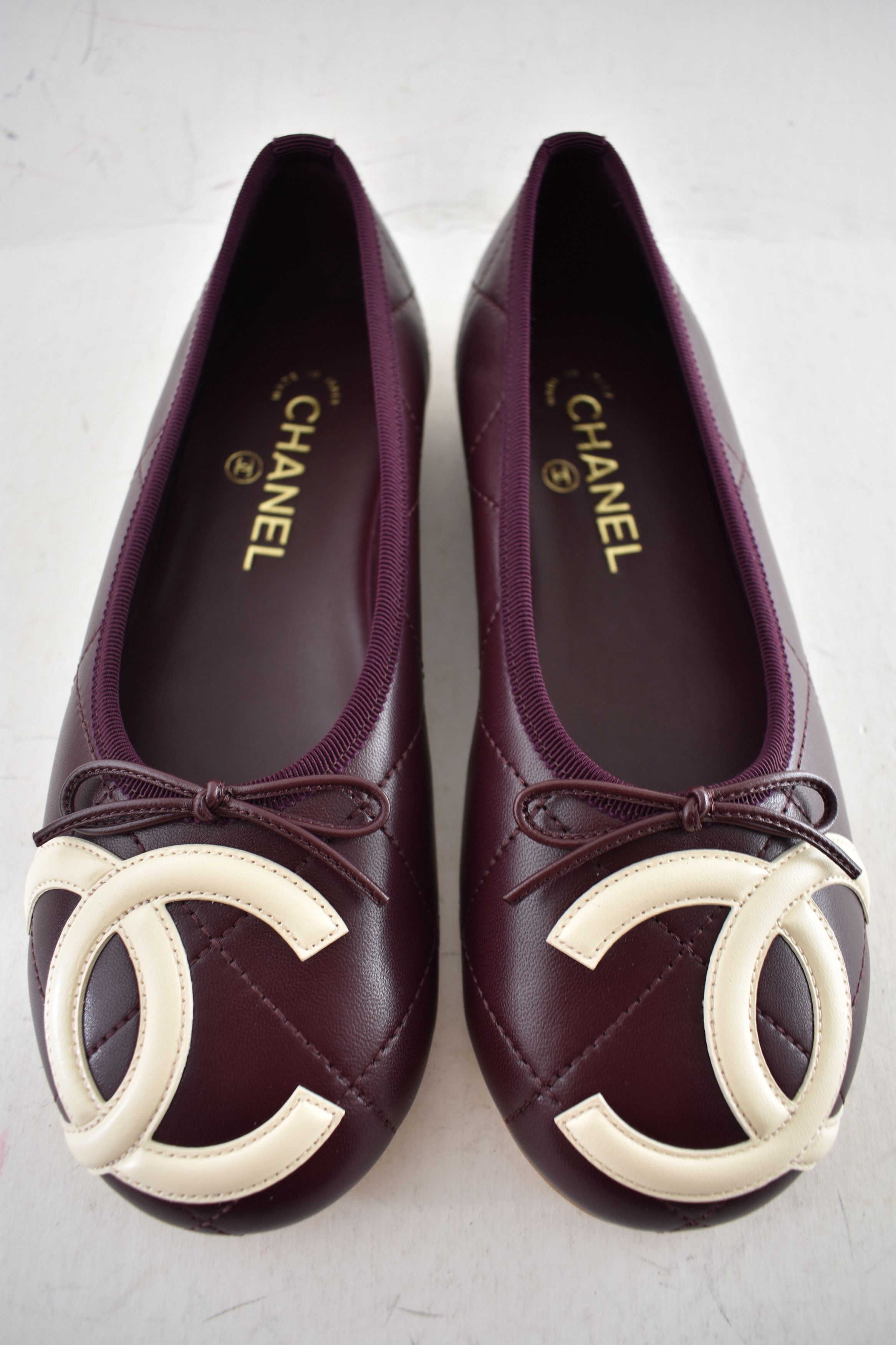 Chanel 26M Coco Beach Cambon Burgundy CC Ballet Ballerina Flat 37.5 Size US 7.5 / IT 37.5 - 8 Thumbnail