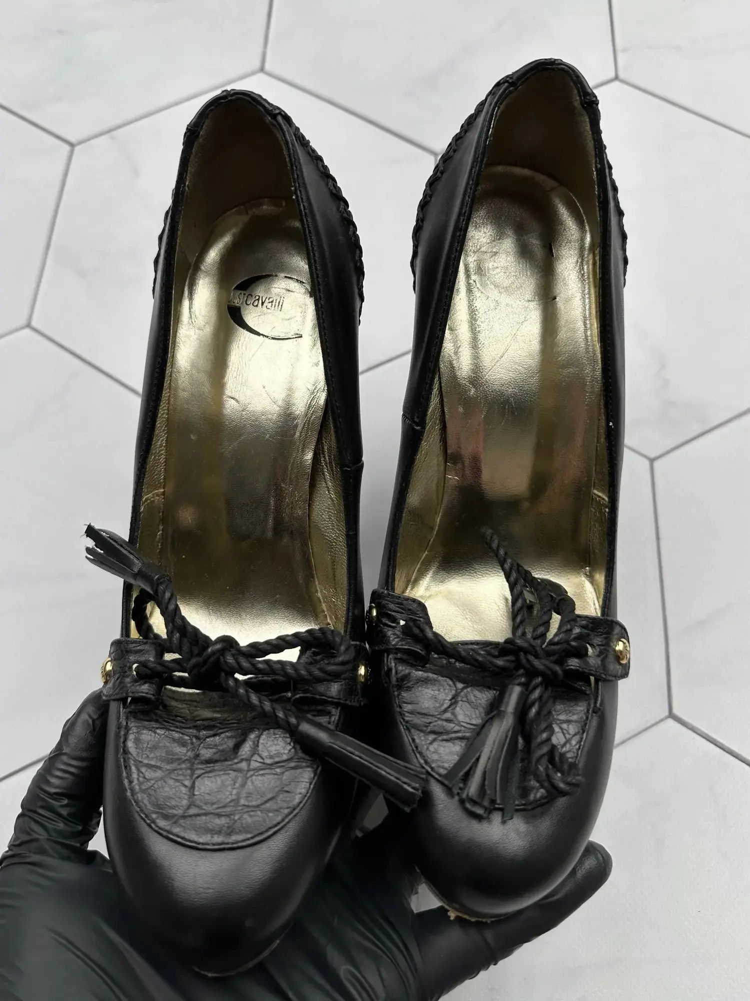 Just Cavalli Just Cavalli Vintage Heels (W59) Size US 7 / IT 37 - 7 Thumbnail