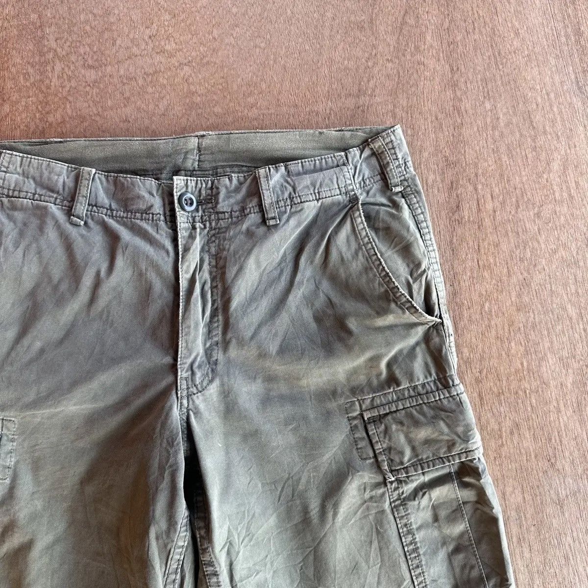 Uniqlo UNIQLO Utility Tactical Japanese Multi Cargo Pants Size M Size US 32 / EU 48 - 6 Thumbnail