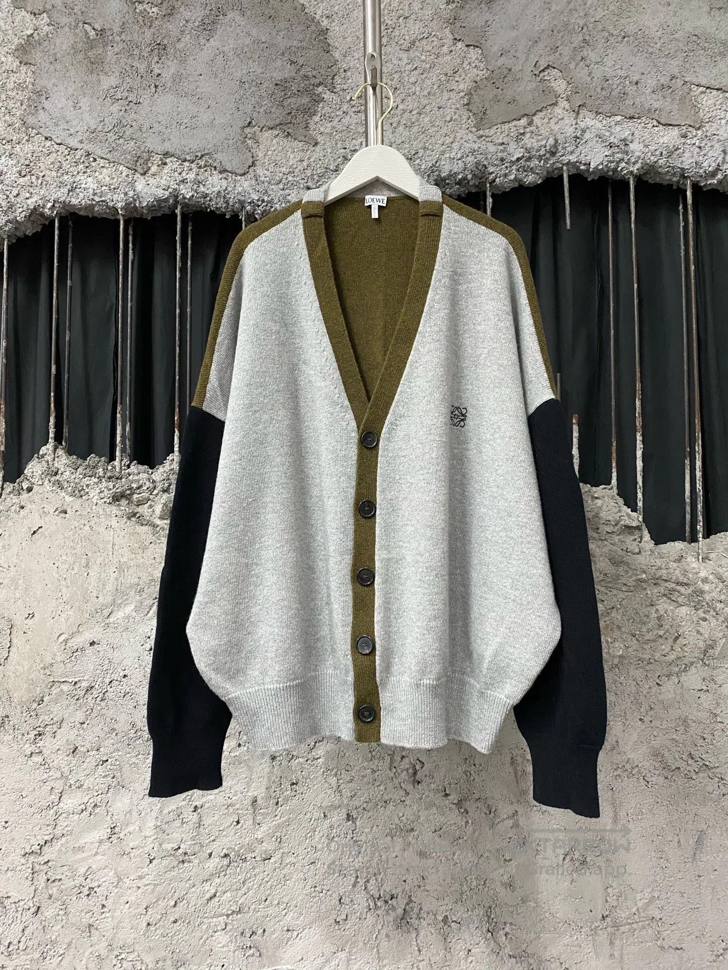 Loewe Loewe Spliced Wool Cardigan. Size XS / US 0-2 / IT 36-38 - 1 Thumbnail
