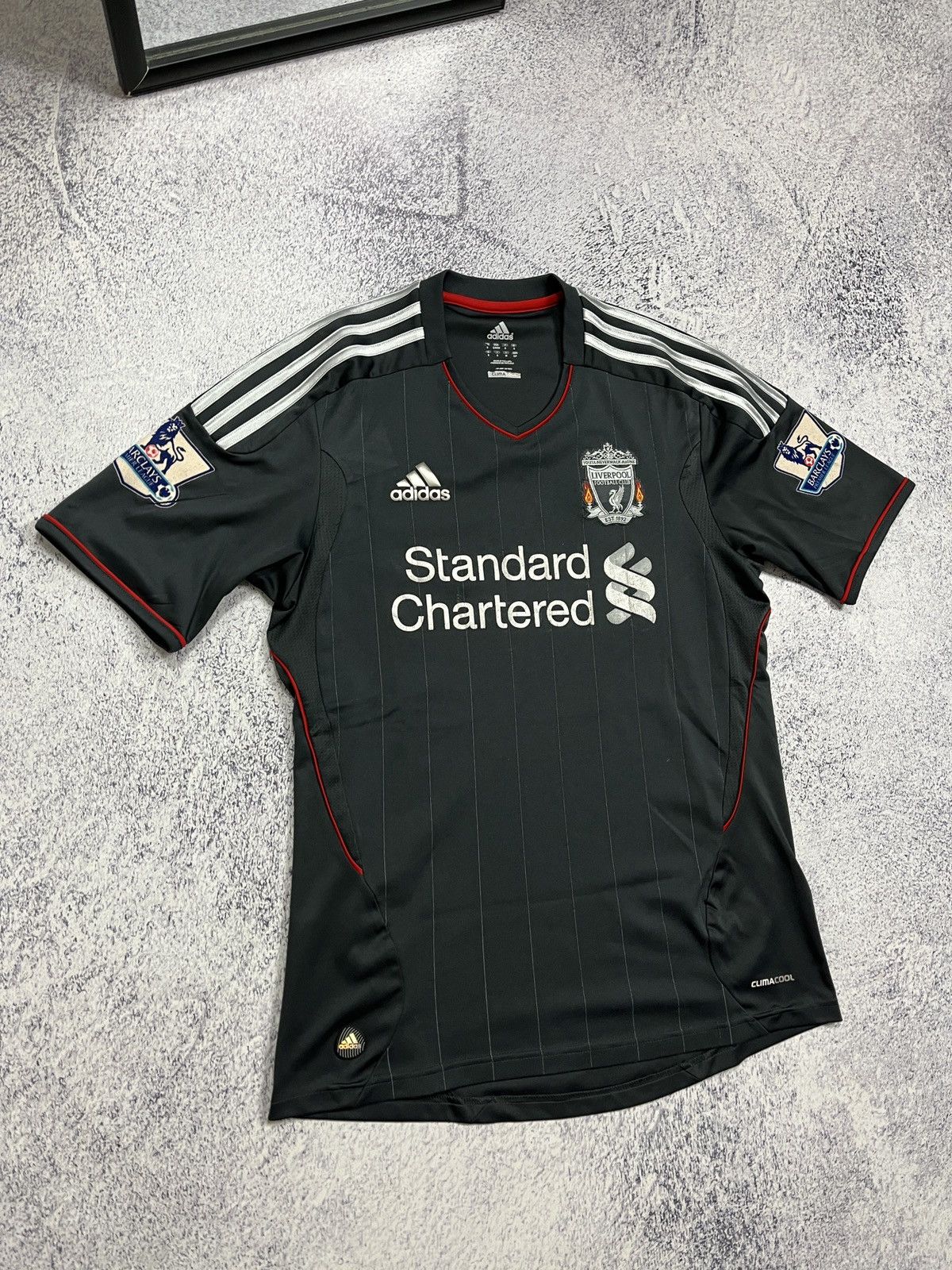 Adidas Adidas Liverpool 2011/12 Away Soccer Jersey Football Shirt Size US S / EU 44-46 / 1 - 4 Thumbnail