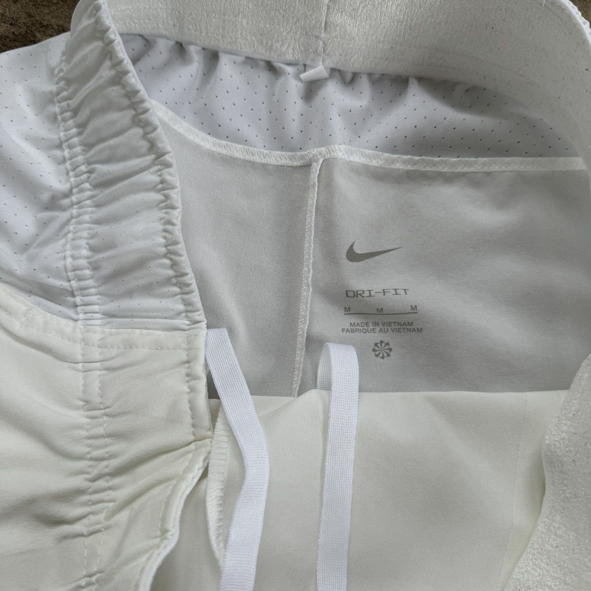Nike Nike Drill White Shorts Size US 30 / EU 46 - 4 Thumbnail