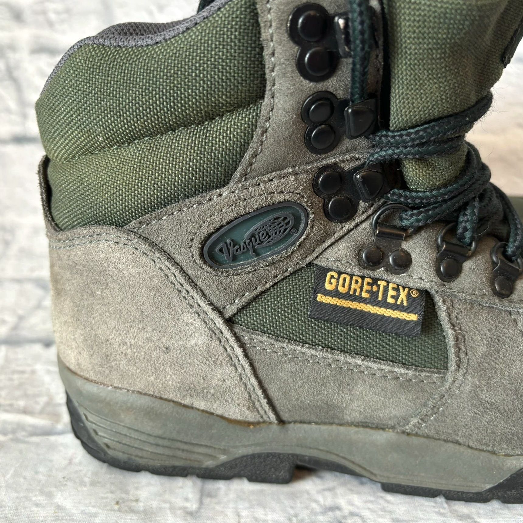 Vasque VINTAGE Vasque Boot Women’s Size 7 Alpha GTX Gore-Tex Hiking Leather Brown/green GoreTex Breathable Lace Up Boots Womens 7 Size US 7 / IT 37 - 3 Thumbnail