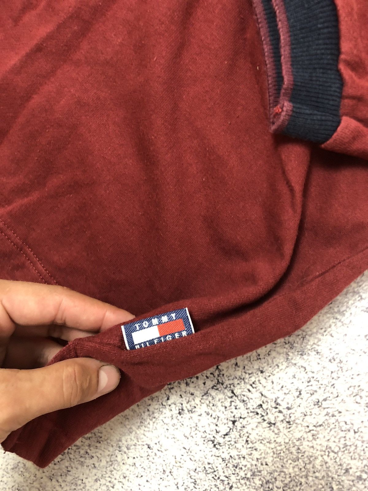 Tommy Hilfiger Men’s sweater big logo Tommy Hilfiger usa vintage Size US XL / EU 56 / 4 - 6 Thumbnail