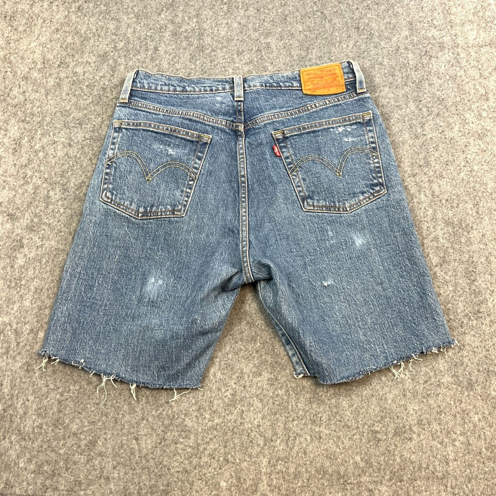 Levi's Levi's 501 Womens Denim Shorts W29 UK 10 Blue Distressed Premium Big E Cut Offs Jeans Shorts Casual 5-Pocket Womens Medium Blue 90s? Size 32" / US 10 / IT 46 - 2 Thumbnail