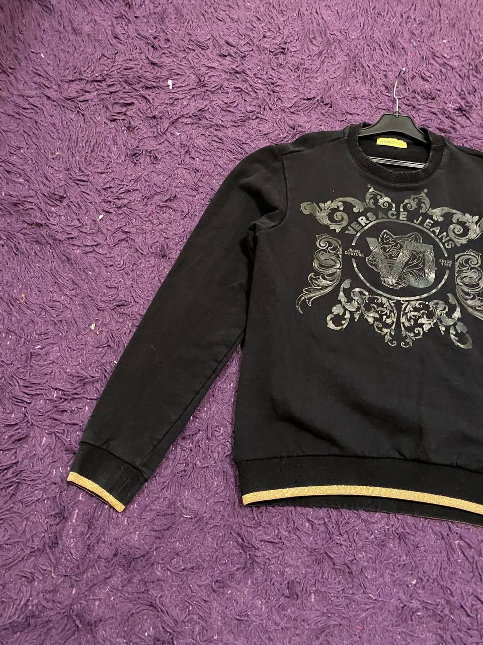 Versace Jeans Couture Vintage VERSACE JEANS COUTURE Medusa Embroidered Sweatshirt Size S / US 4 / IT 40 - 6 Thumbnail