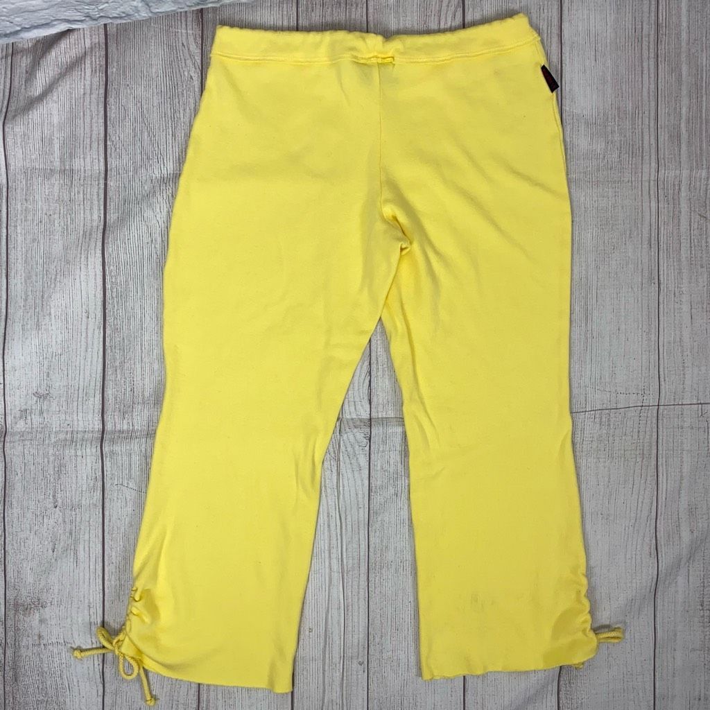 U.S. Polo Assn. US Polo Assn women M 100% cotton pullon cut off sweatpants Size 30" / US 8 / IT 44 - 8 Thumbnail