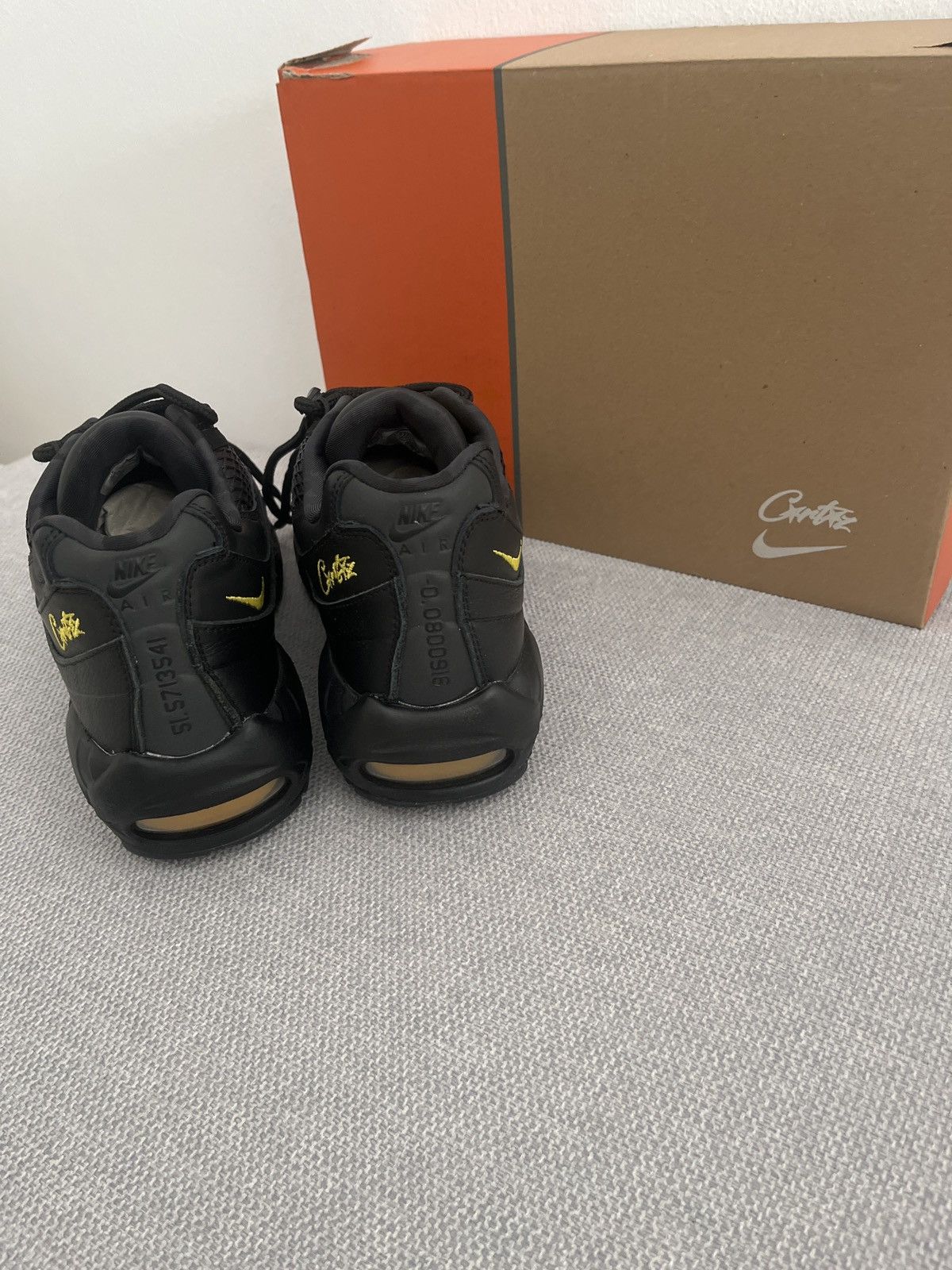 Corteiz × Nike Nike Air Max 95 Corteiz “Honey Blacks” Size US 10 / EU 43 - 4 Thumbnail