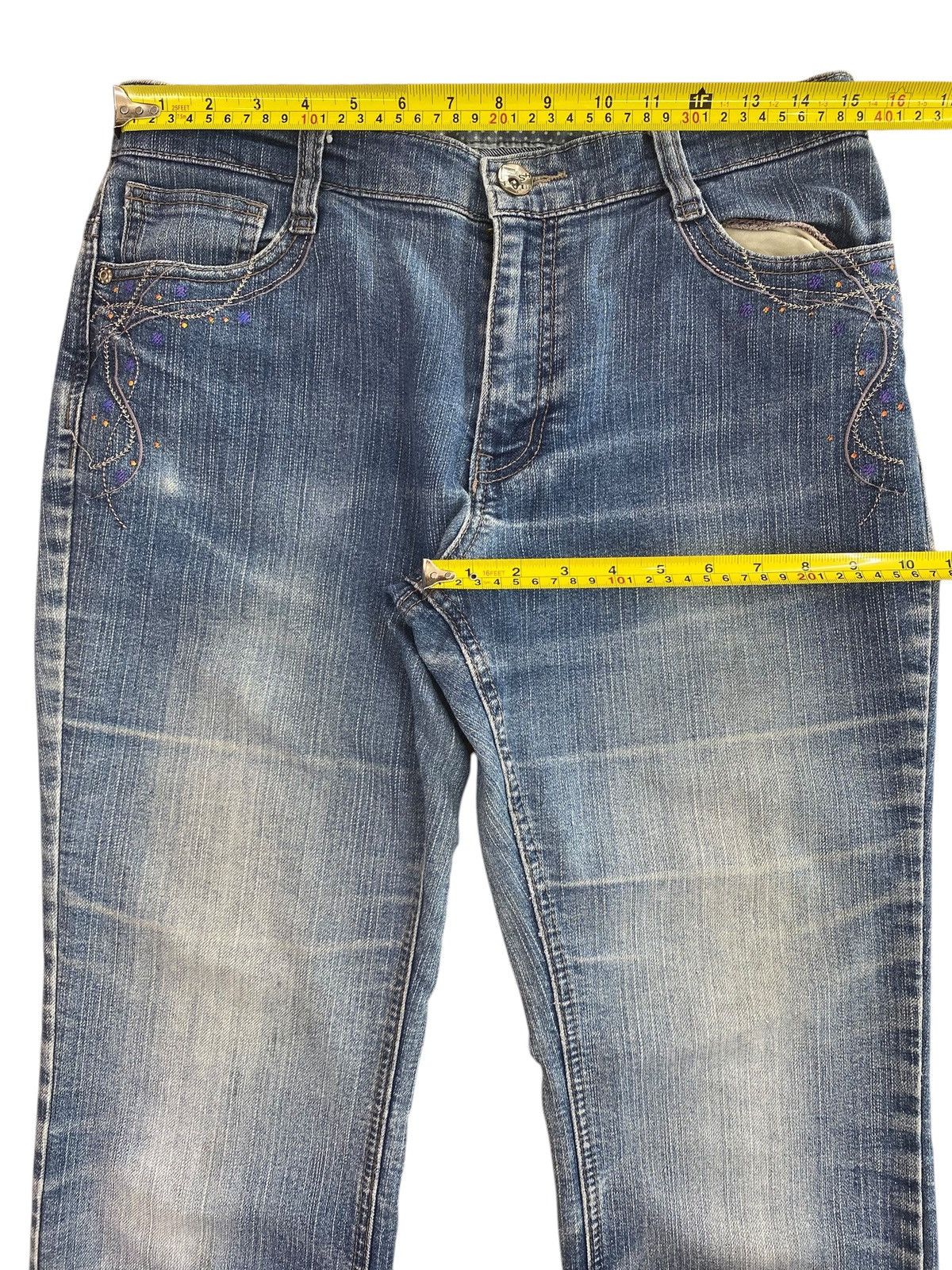 Japanese Brand Japanese Brand Embroidery Art Style Faded Wash Jeans Size US 30 / EU 46 - 5 Thumbnail
