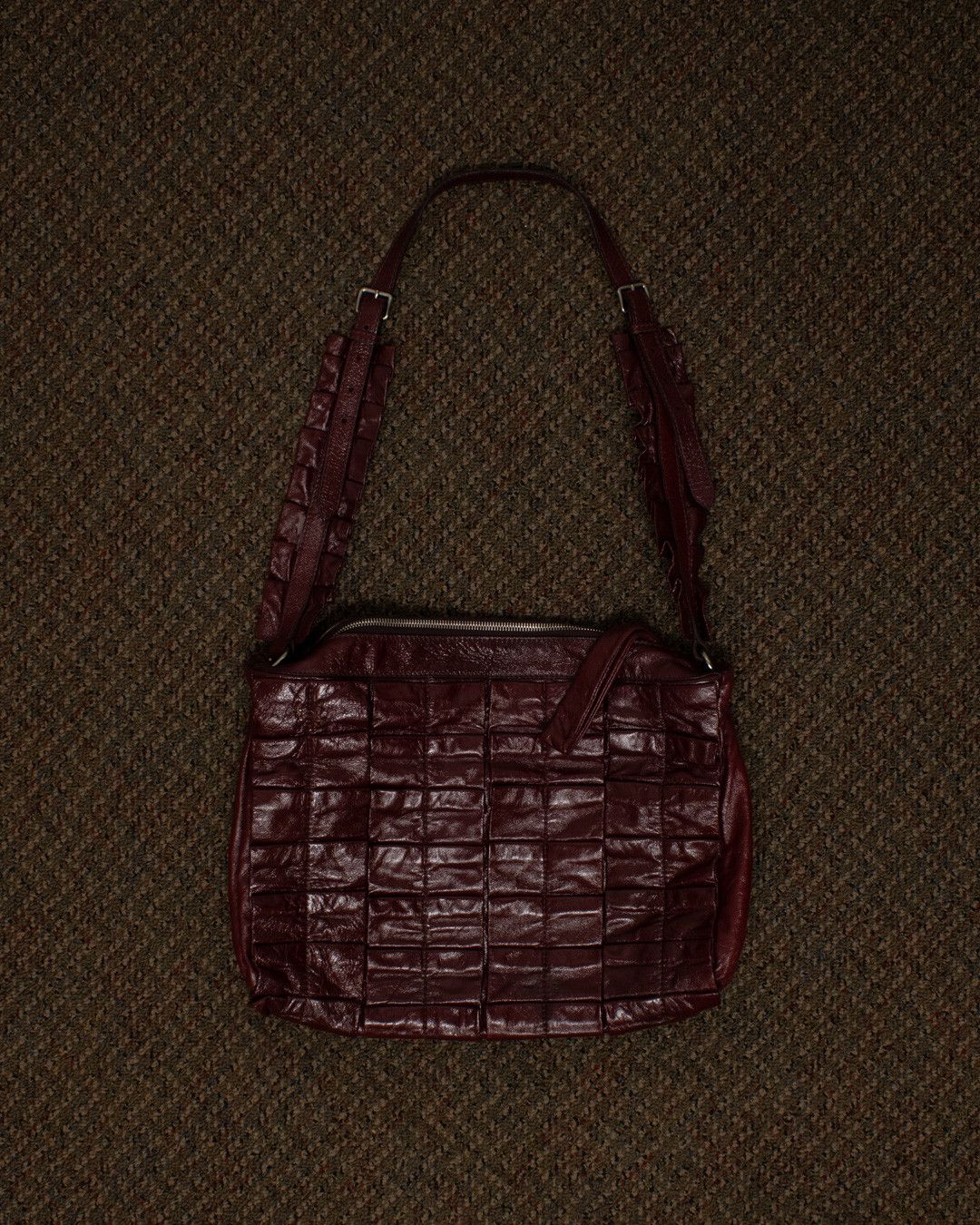 Miu Miu Miu Miu 2000s Patent Lamb Leather Pleated Shoulder Bag Size ONE SIZE - 1 Thumbnail