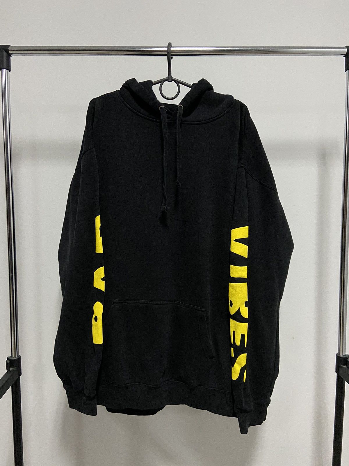 Band Tees XXXTENTACION big logo bad vibes hate love hoodie rap Size US L / EU 52-54 / 3 - 3 Thumbnail
