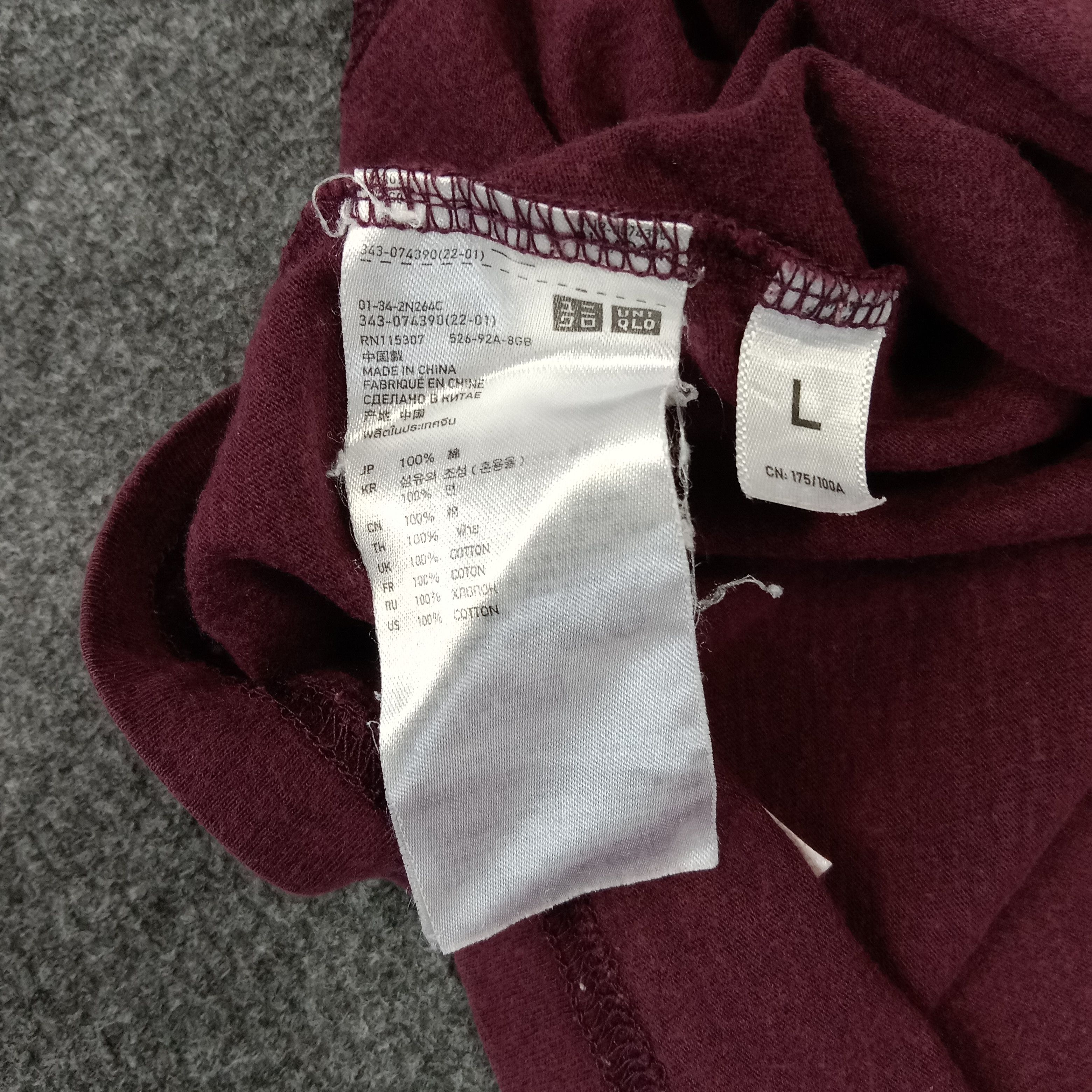 Undercover × Uniqlo × Vintage Uniqolo X Undercover Japanese Brand Tshirts Size US M / EU 48-50 / 2 - 7 Thumbnail