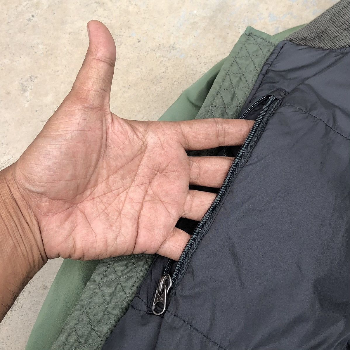 The North Face Vintage The North Face Green Sun Faded Bomber Jacket Size US XL / EU 56 / 4 - 14 Thumbnail