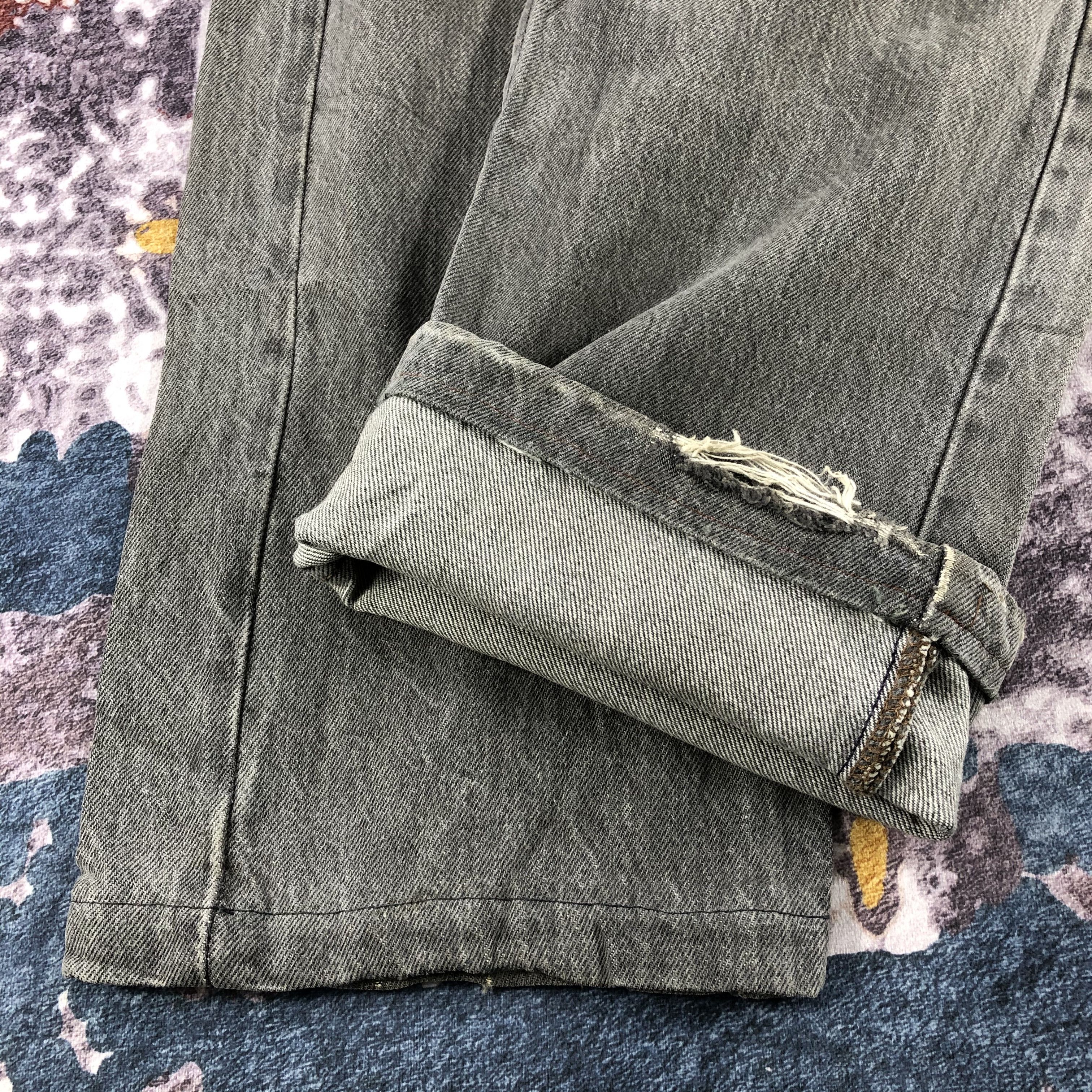 Levi's 90s Vintage Faded Black Levis 501 Jeans-JM2092 Size US 33 - 6 Thumbnail
