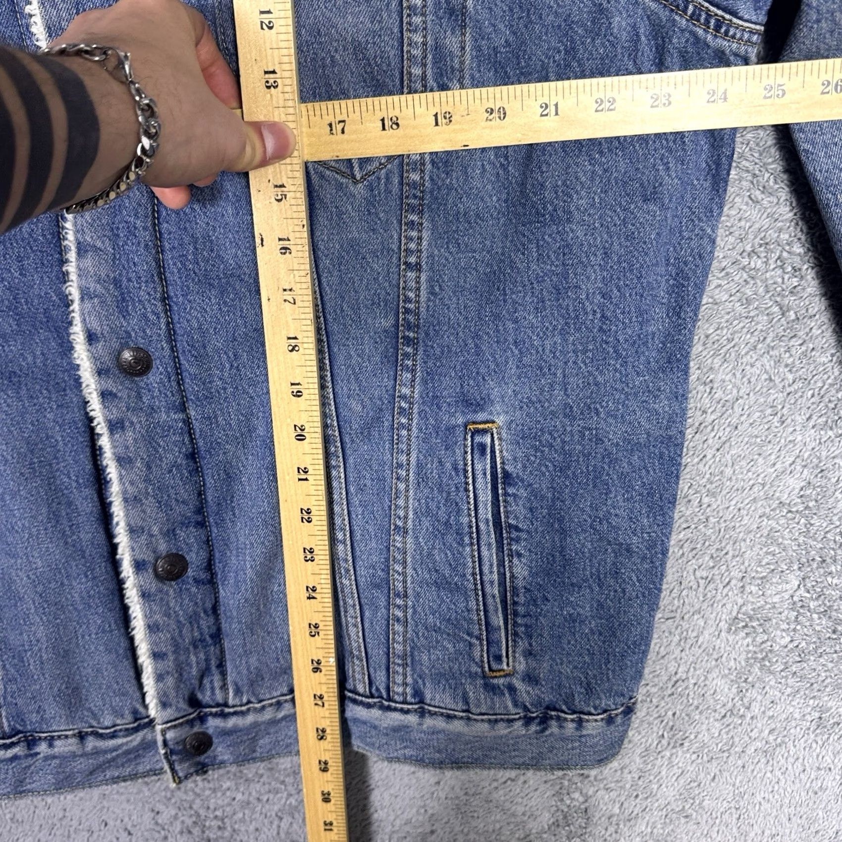 Levi's VINTAGE Levi's Jacket Men XL Denim Trucker Lined Sherpa Bomber Utility 90s Hip Hop USA Mens Size US XL / EU 56 / 4 - 6 Thumbnail