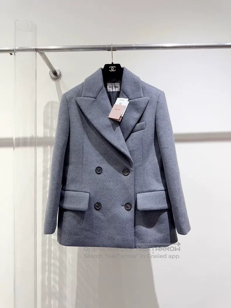 Miu Miu Miu Miu 38 23 autumn and winter new coat Size M / US 6-8 / IT 42-44 - 1 Thumbnail