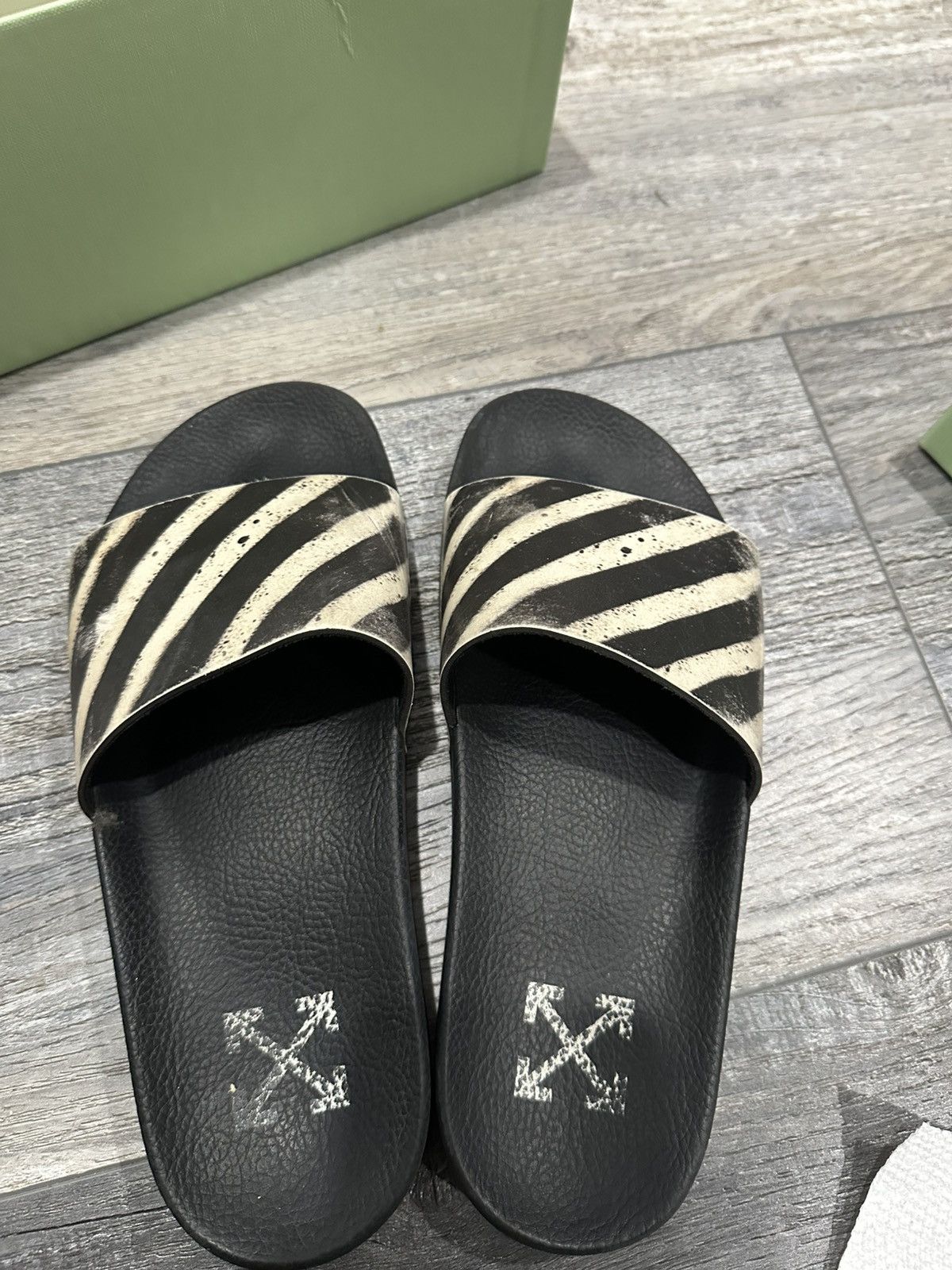 Off-White Off White Black White Stripe Slides Size US 7 / EU 40 - 2 Thumbnail
