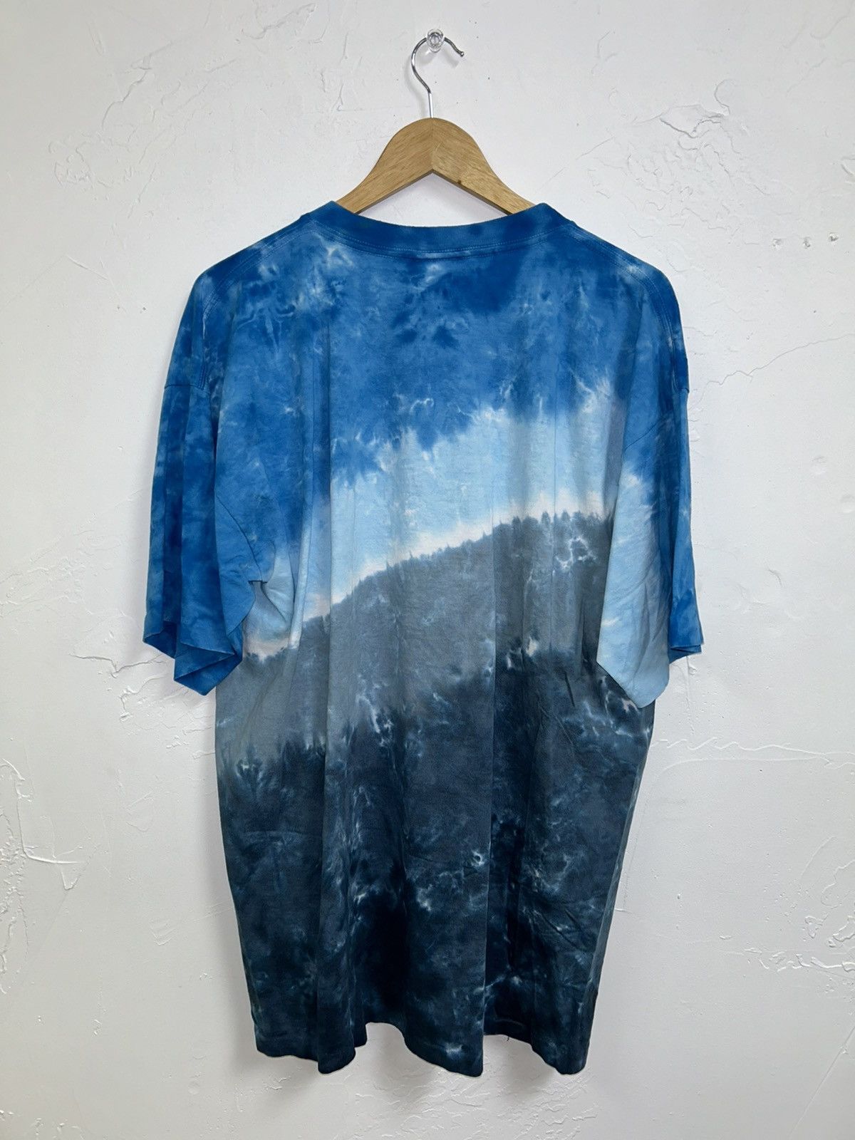 Other 2004 Pink Floyd Liquid Blue Vintage Tee Size US XL / EU 56 / 4 - 2 Thumbnail