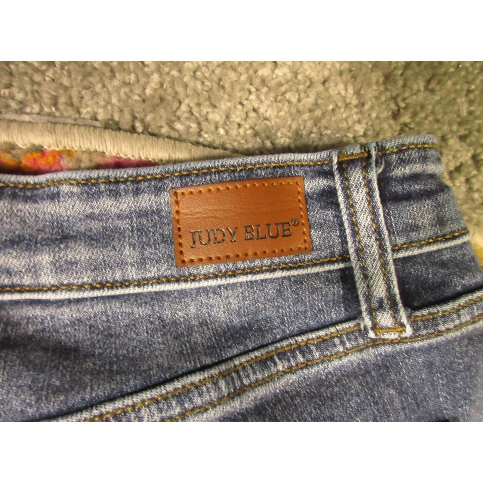 Denime Judy Blue Jeans Womens Boyfriend Fit 30x30 Denim Distressed Stretch Medium Wash Bleach Spots 5-Pocket Cuffed Button Zip Casual Size 30" / US 8 / IT 44 - 7 Thumbnail