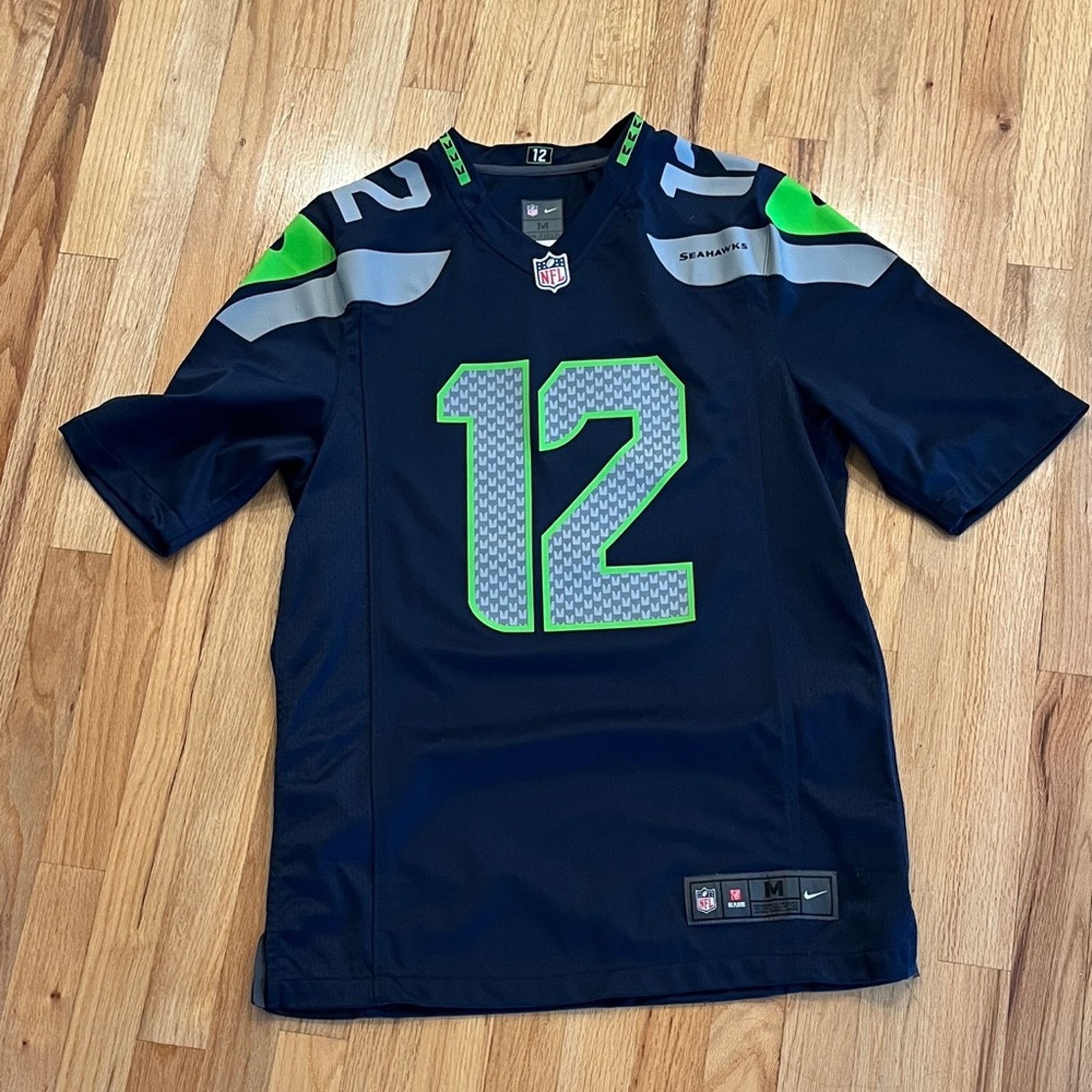 Nike Men’s Nike Seattle Seahawks Navy 12th Man Jersey, medium Size US M / EU 48-50 / 2 - 1 Thumbnail