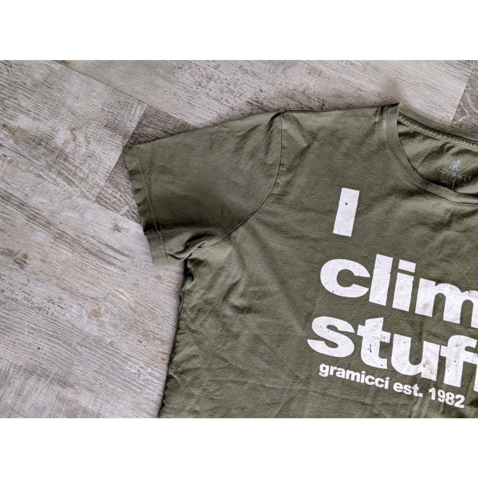 Gramicci Gramicci Shirt Men XL Green Short Sleeve Crew Neck 100% Organic Cotton Graphic Print USA 90s Outdoor Vintage-Inspired Size US XL / EU 56 / 4 - 4 Thumbnail