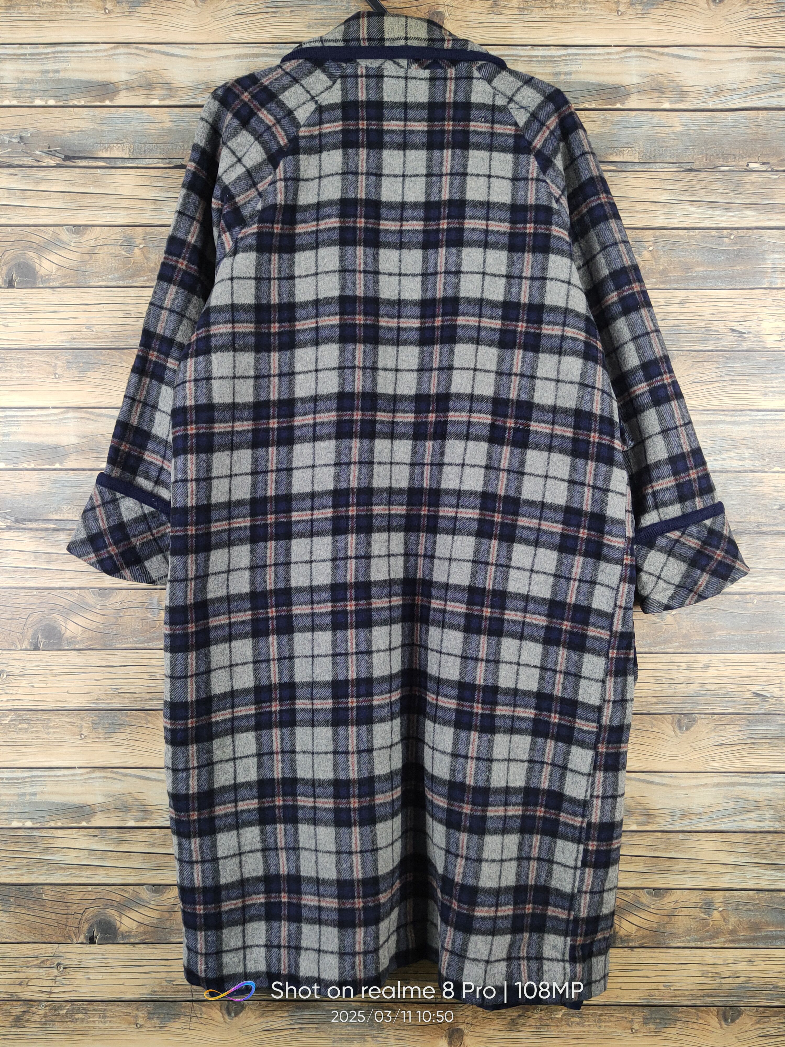 Pierre Balmain DL Vent Vert Pierre Balmain Gray Wool Bathrobes #011 Size US L / EU 52-54 / 3 - 11 Thumbnail