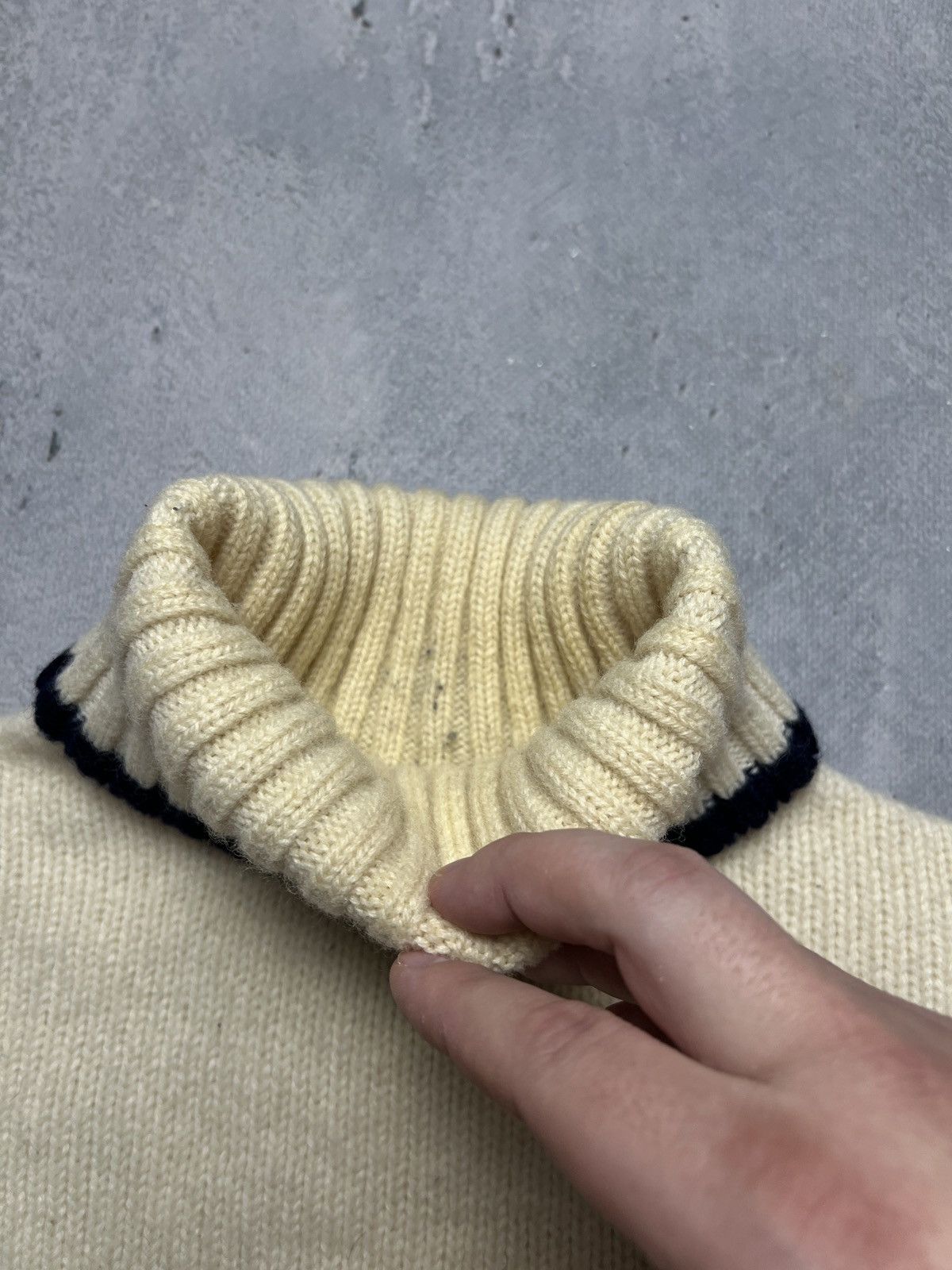 Diesel Diesel Vintage Distressed Knitwear Cream Wool Sweater 90's Size L / US 10 / IT 46 - 8 Thumbnail