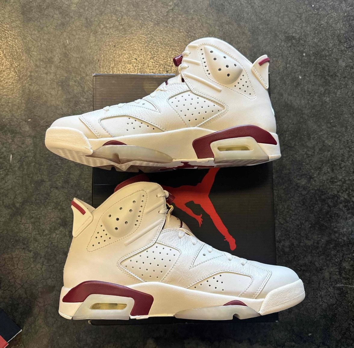Nike Jordan 6 Maroon (2015) Size US 11 / EU 44 - 2 Thumbnail