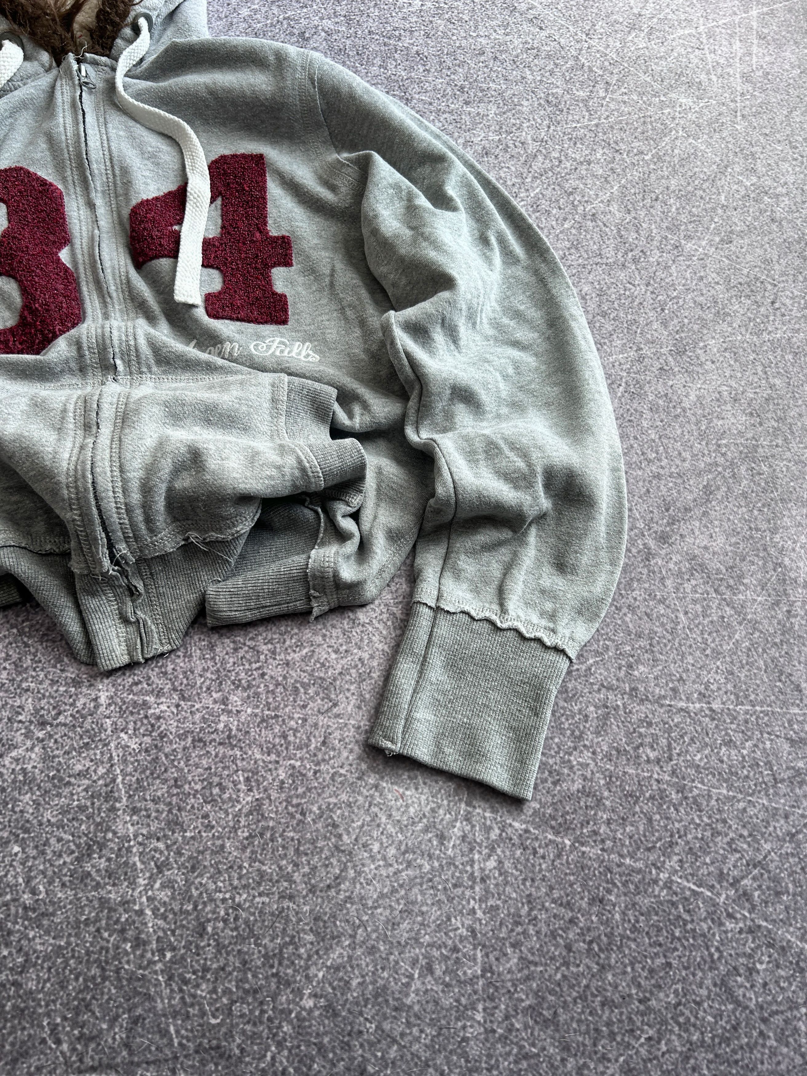Vintage Vintage Hoodie 84 Graphic Fur Hood Grunge Distressed Y2K Size US S / EU 44-46 / 1 - 5 Thumbnail
