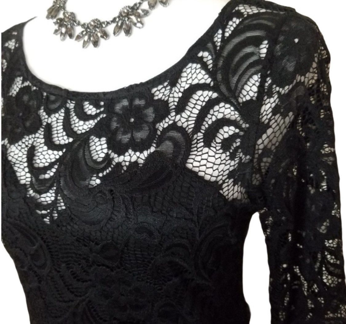 Other FLORAL EMBROIDERED LACE OPEN BACK COCKTAIL DRESS Size S / US 4 / IT 40 - 4 Thumbnail
