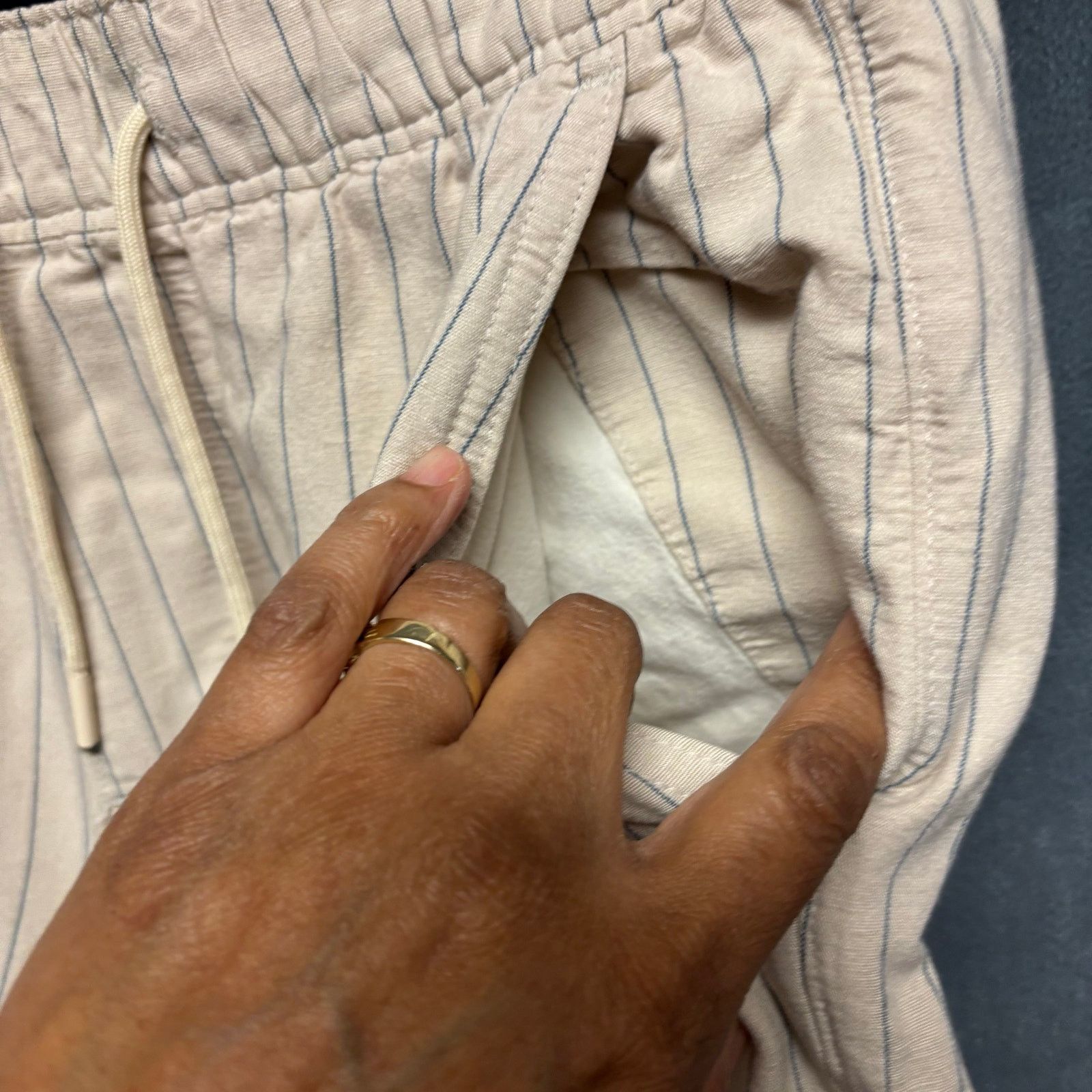 Abercrombie & Fitch Abercrombie & Fitch Linen Blend Shorts Summer Pin Striped XS Size US 29 - 6 Thumbnail