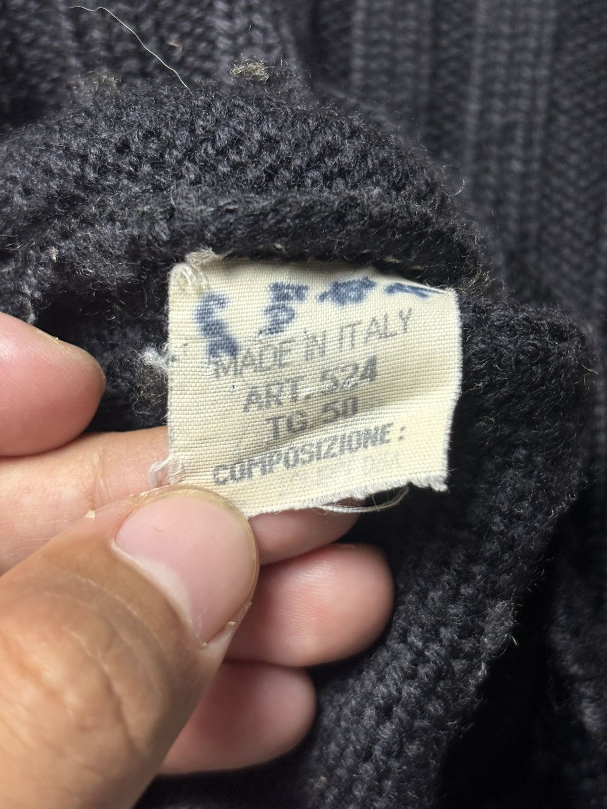 Emporio Armani 1990s Emporio Armani Eagle Knitwear Size US L / EU 52-54 / 3 - 8 Thumbnail
