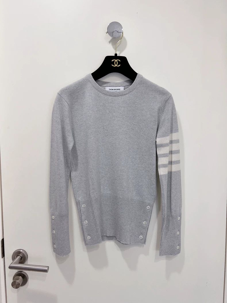 Thom Browne Thom browne Four-bar light gray pullover cashmere sweater 2 Size S / US 4 / IT 40 - 1 Thumbnail