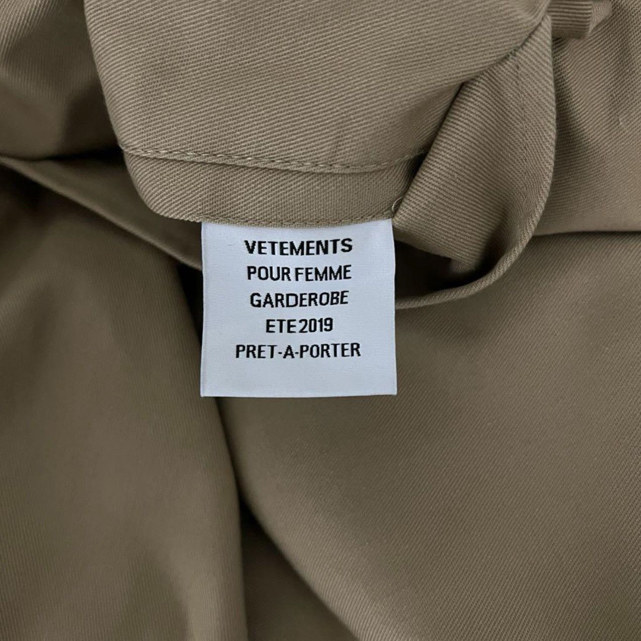 Vetements Vetements SS19 Reversible Scarf Coat Size US S / EU 44-46 / 1 - 8 Thumbnail