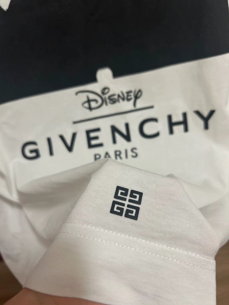 Givenchy Givenchy Disney SS22 Princess Pattern Printed Round-neck S Size S / US 4 / IT 40 - 6 Thumbnail